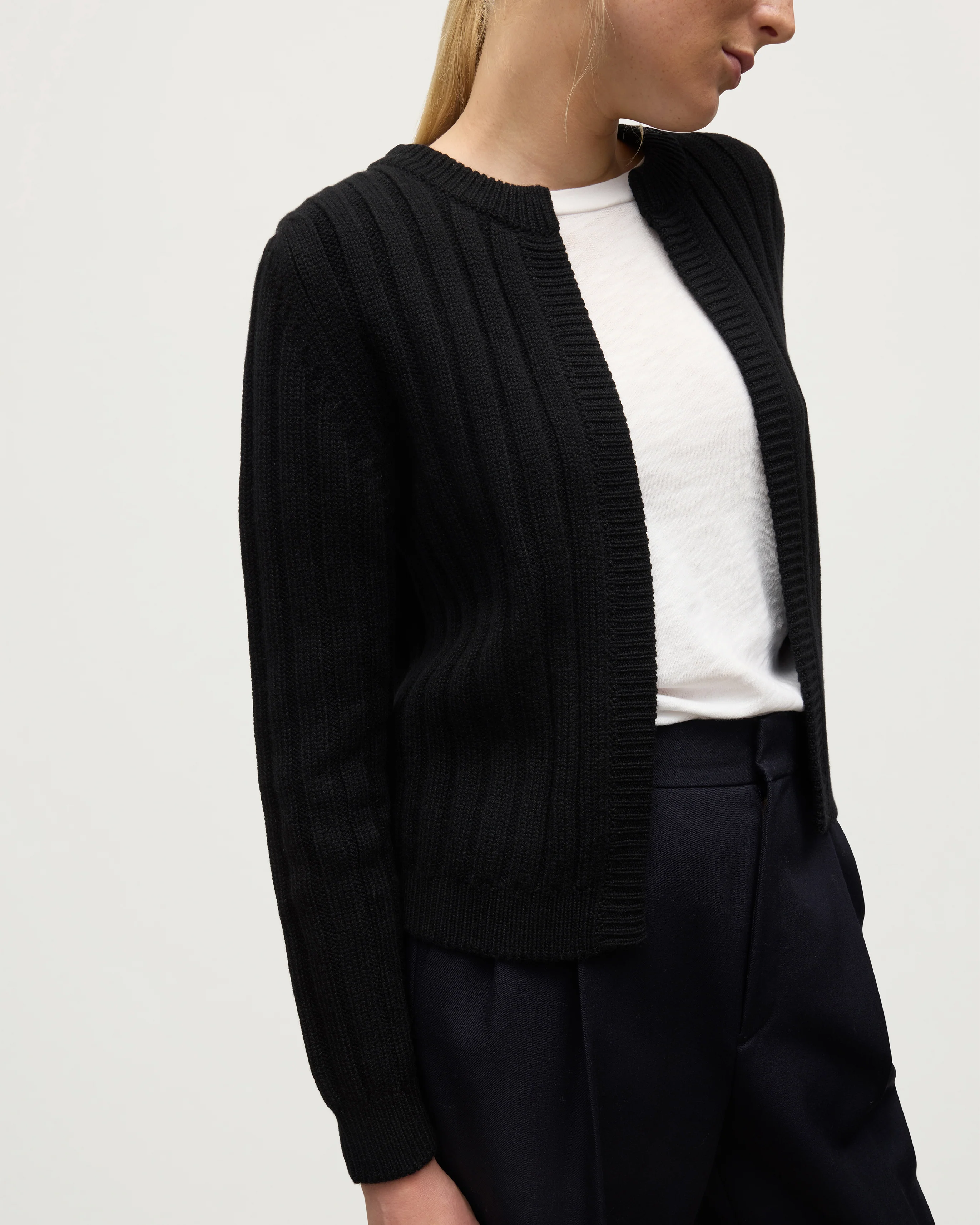 Lecht Black Cashmere Crew Cardigan - Image 6