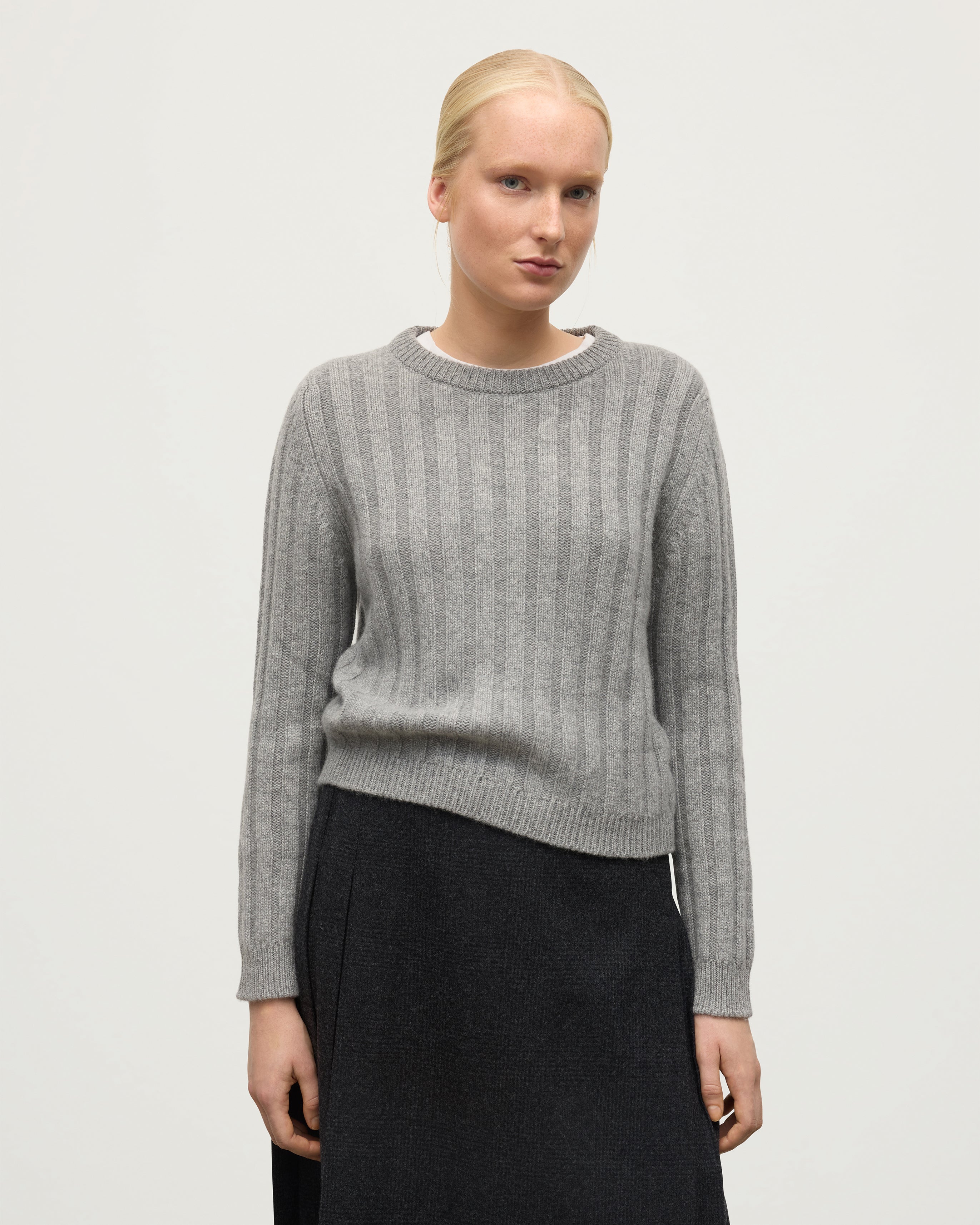 Lecht Grey Cashmere Crew Jumper - Image 5