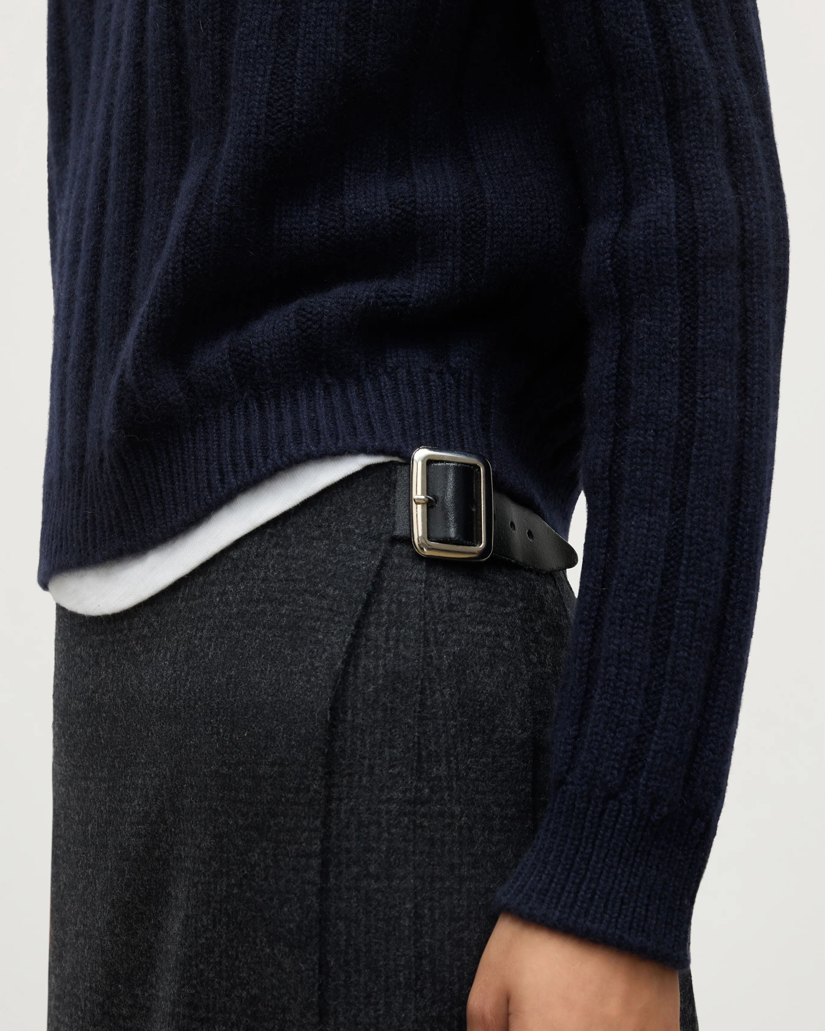 Lecht Dark Navy Cashmere Crew Jumper - Image 5