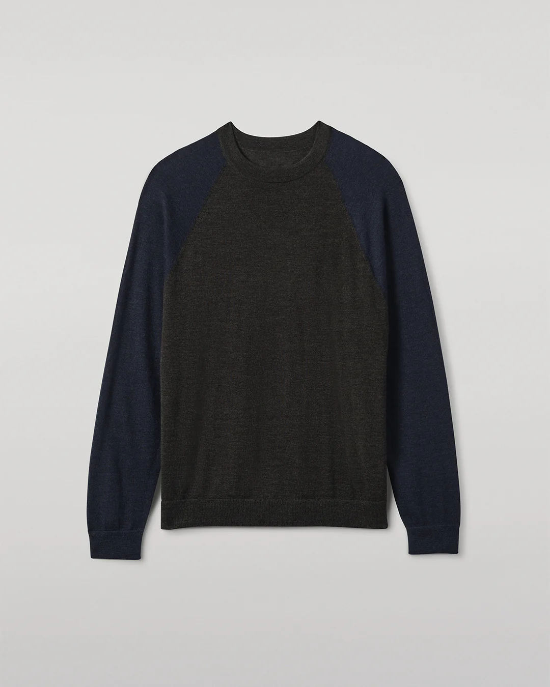 Leith Grey & Navy Ringer Superfine Cashmere Jumper - Image 2