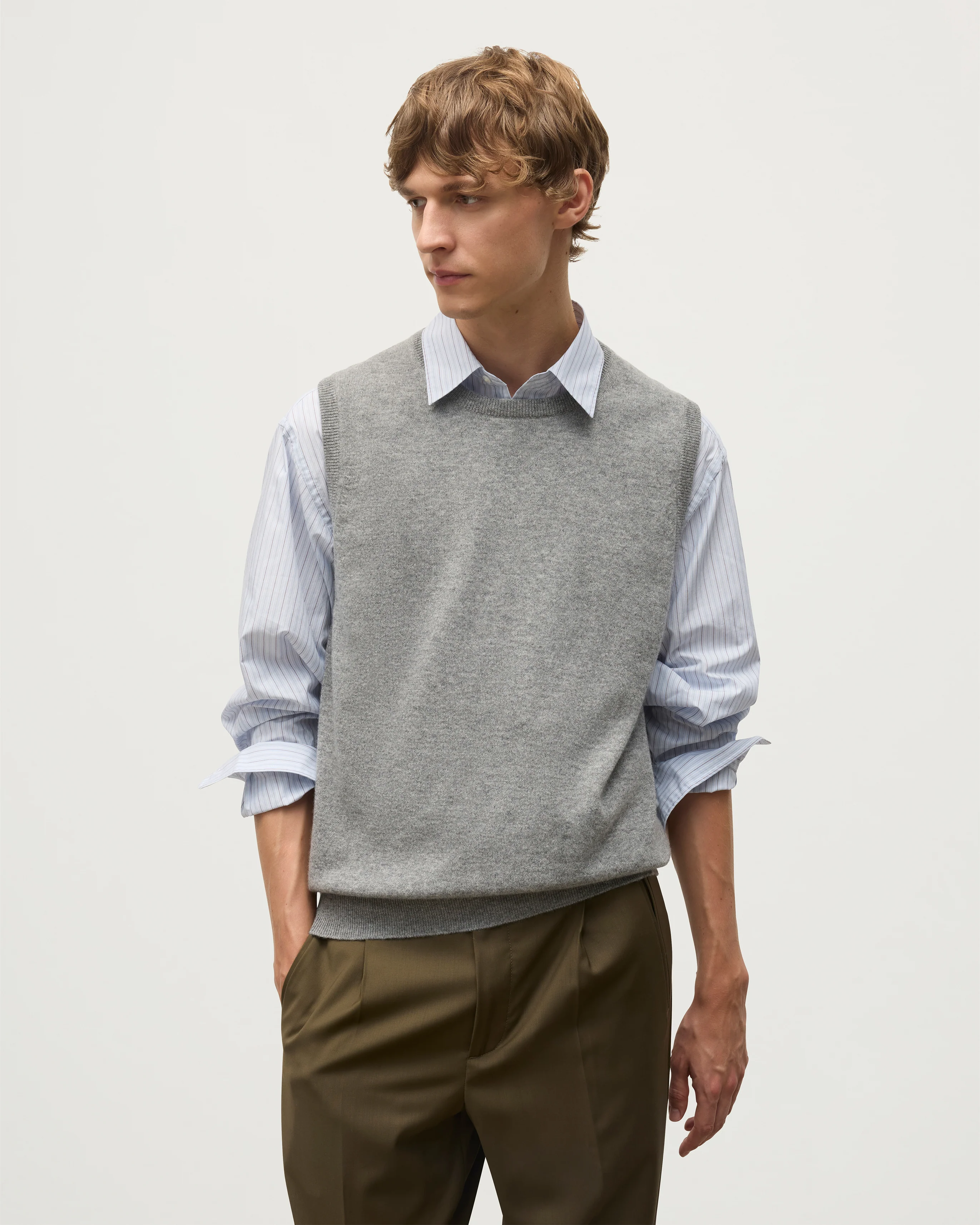 Lennox Grey Cashmere Sleeveless Tank - Image 5