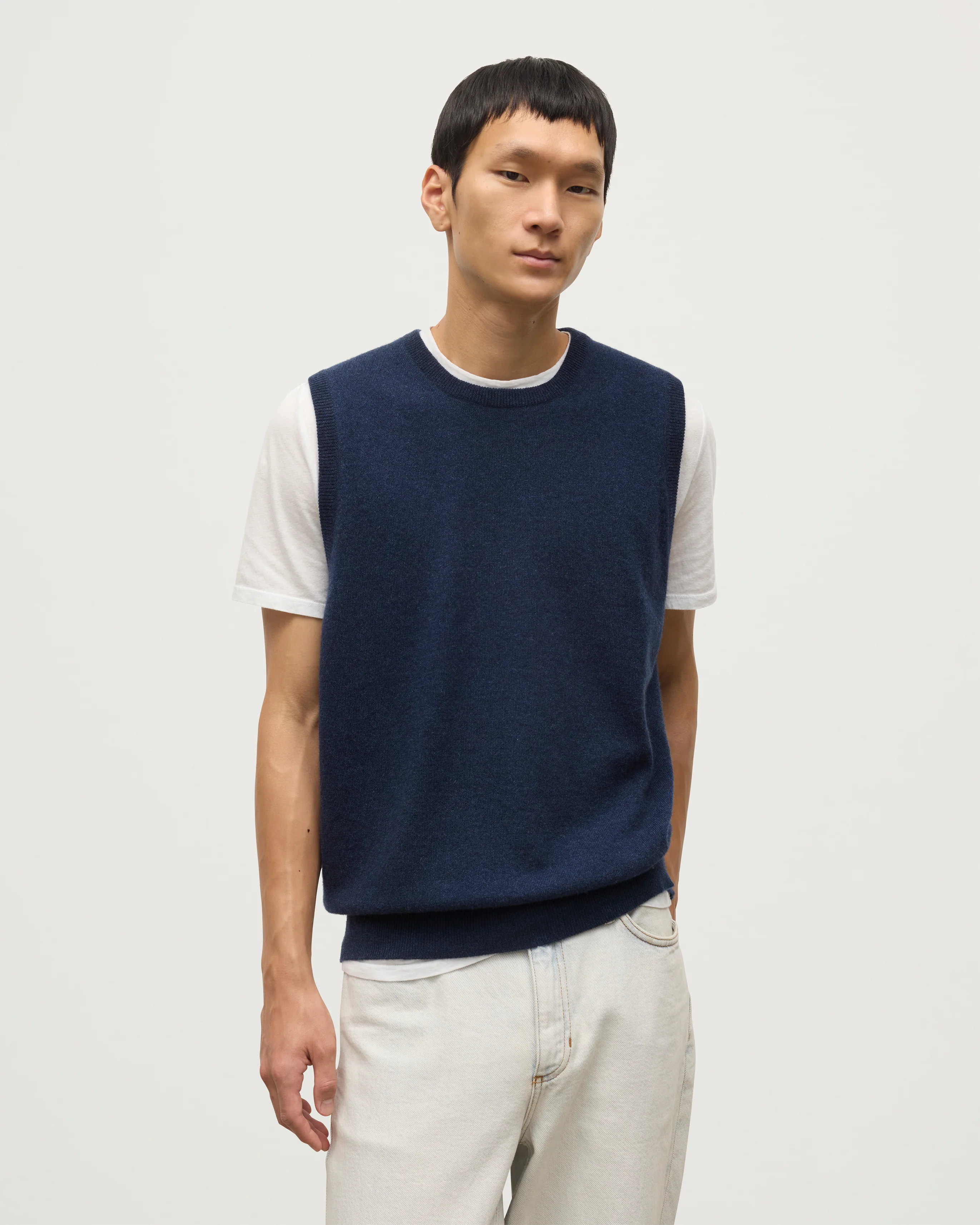 Lennox Navy Cashmere Sleeveless Tank - Image 5