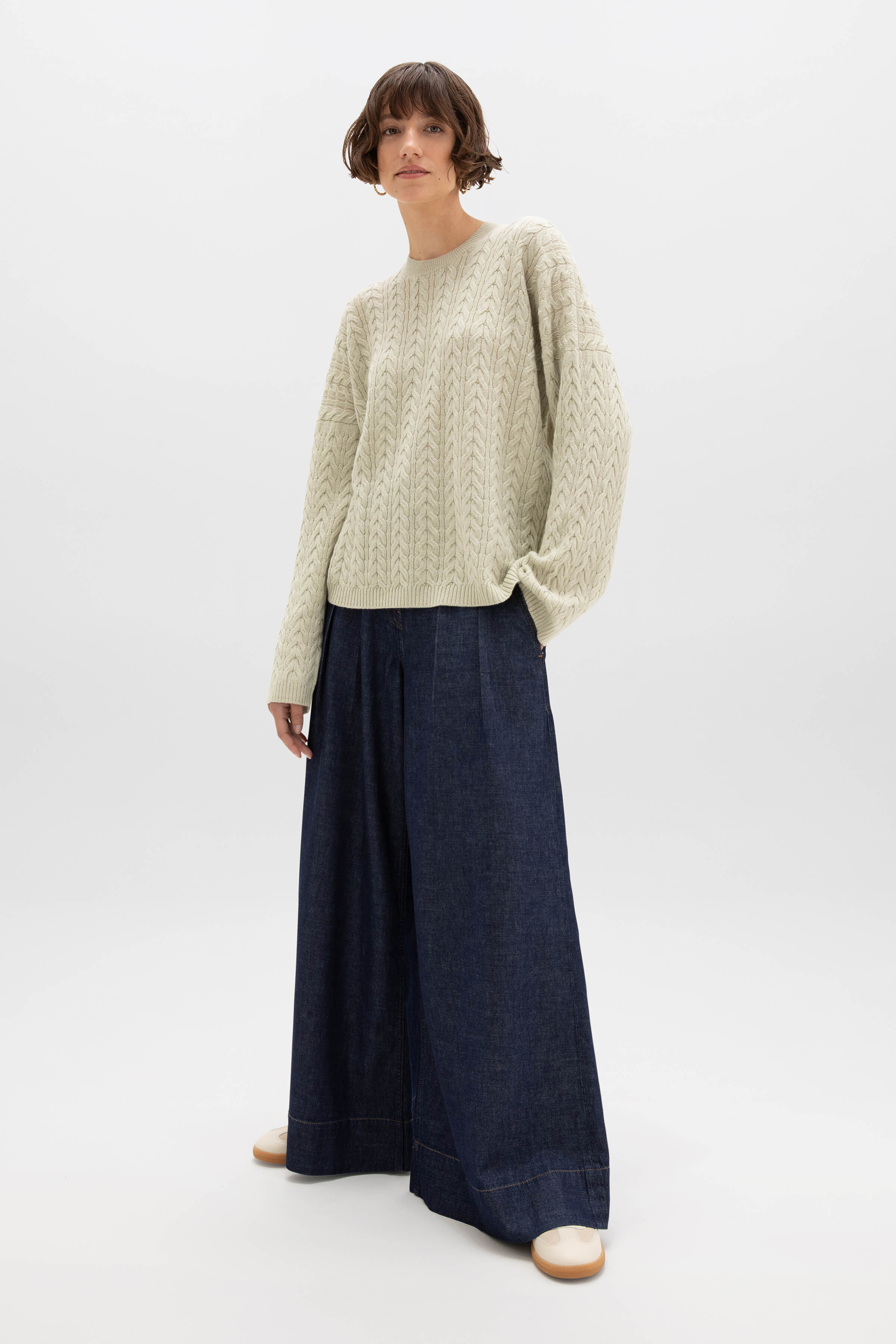 Cable Knit Light Green Cashmere Jumper - Image 4