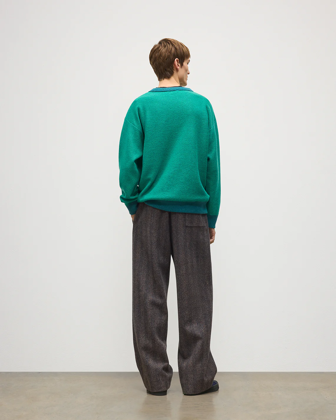 Liddell Green Cashmere Sweatshirt - Image 4