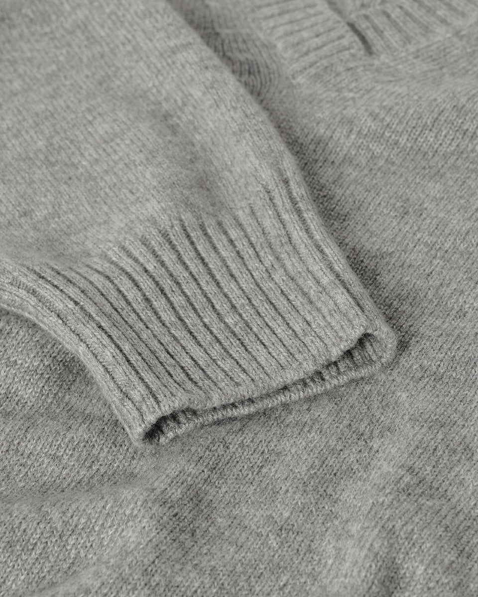 Relaxed Fit Gauzy Light Grey Cashmere Jumper - Image 6