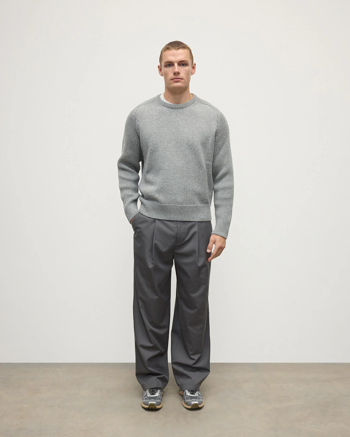 Ribbed Light Grey Cashmere Jumper