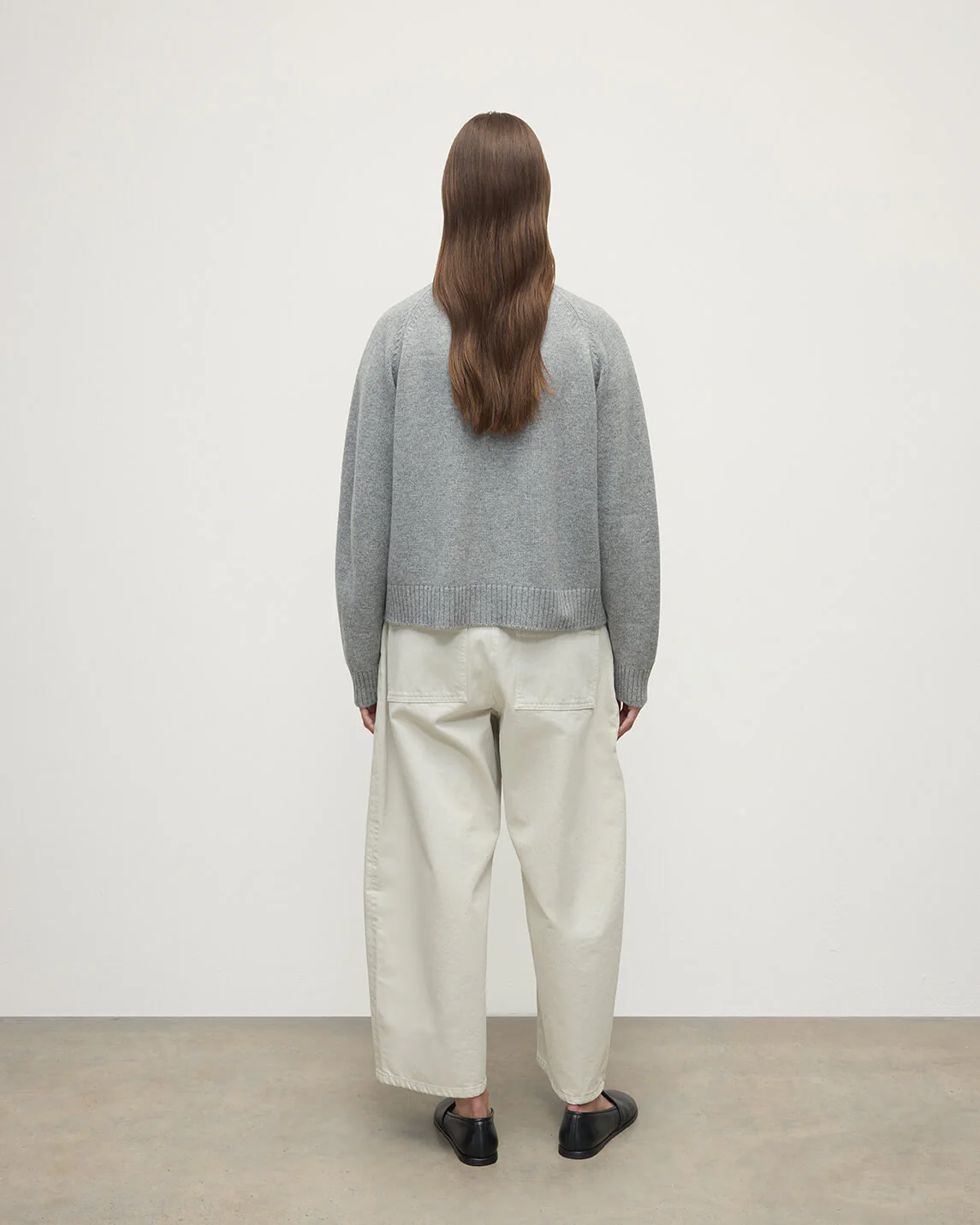 Relaxed Fit Light Grey Cashmere Cardigan - Image 4