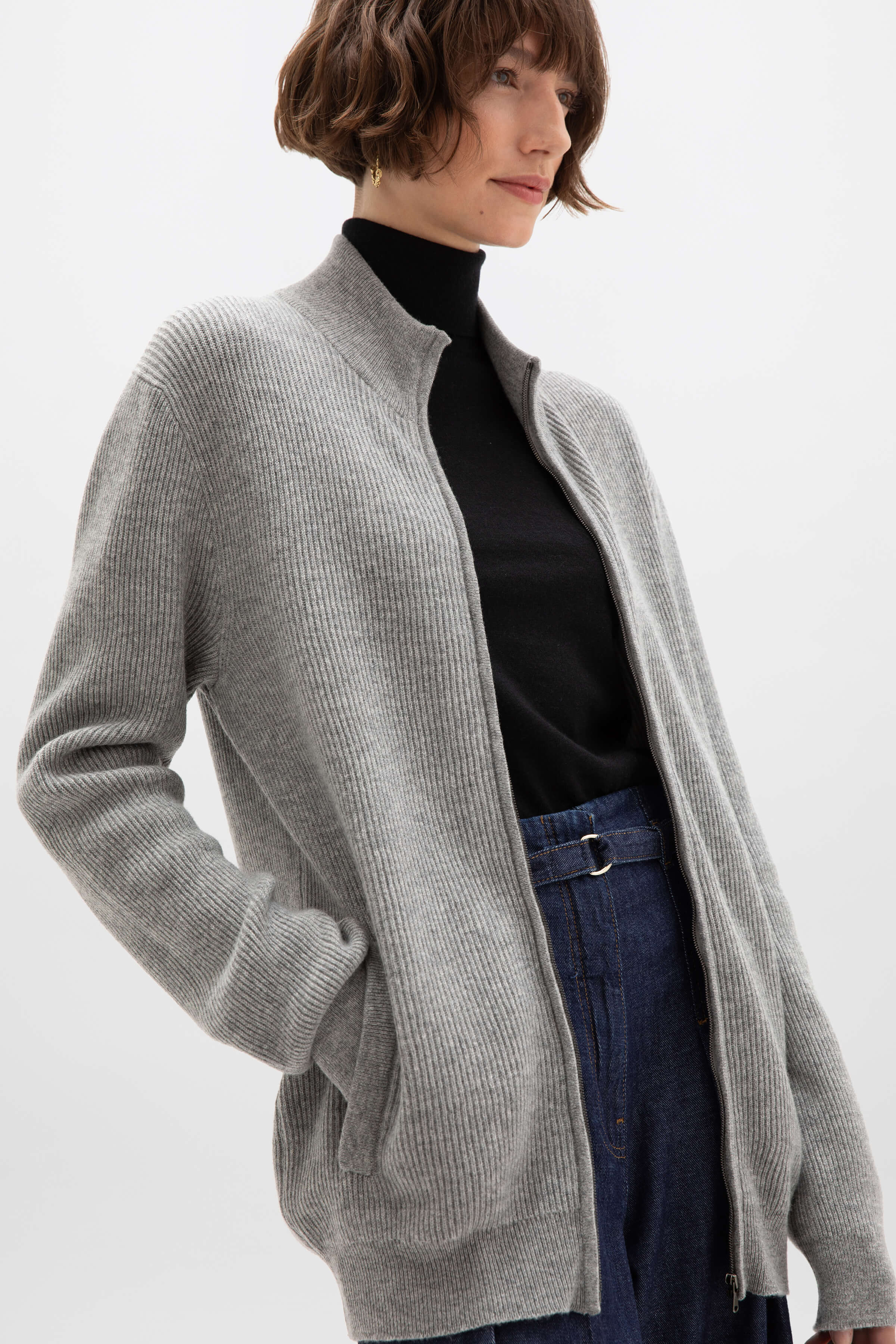 Ribbed Cashmere Light Grey Cardigan - Image 4