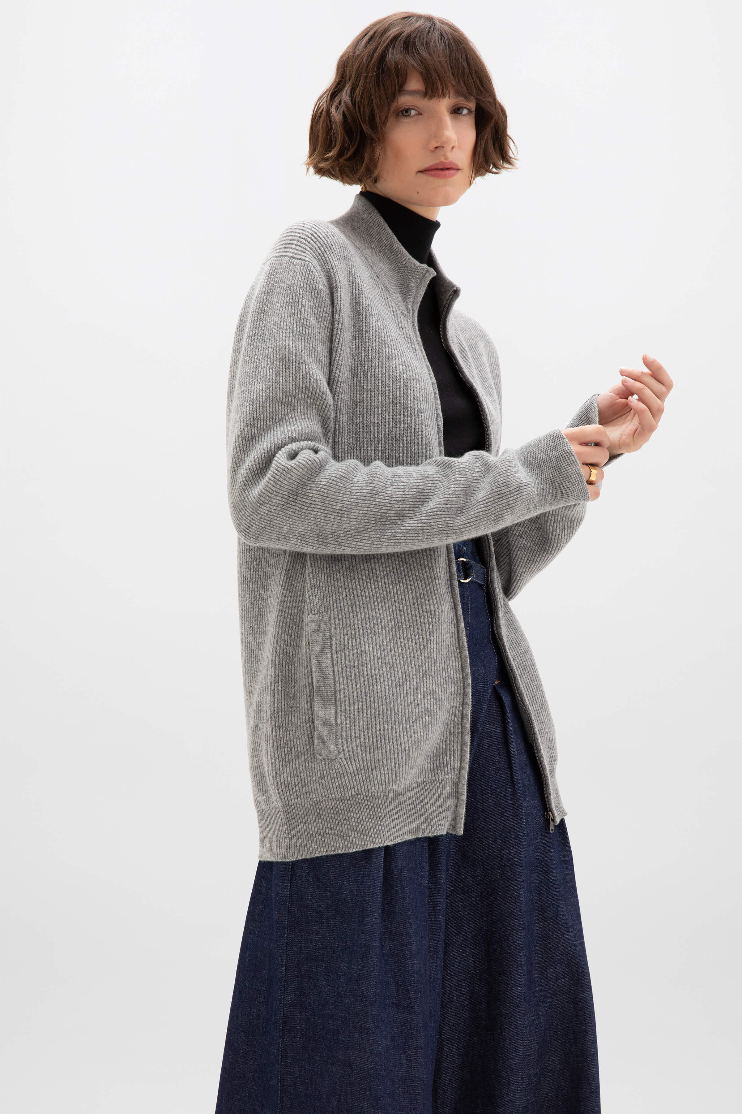 Ribbed Cashmere Light Grey Cardigan - Image 6