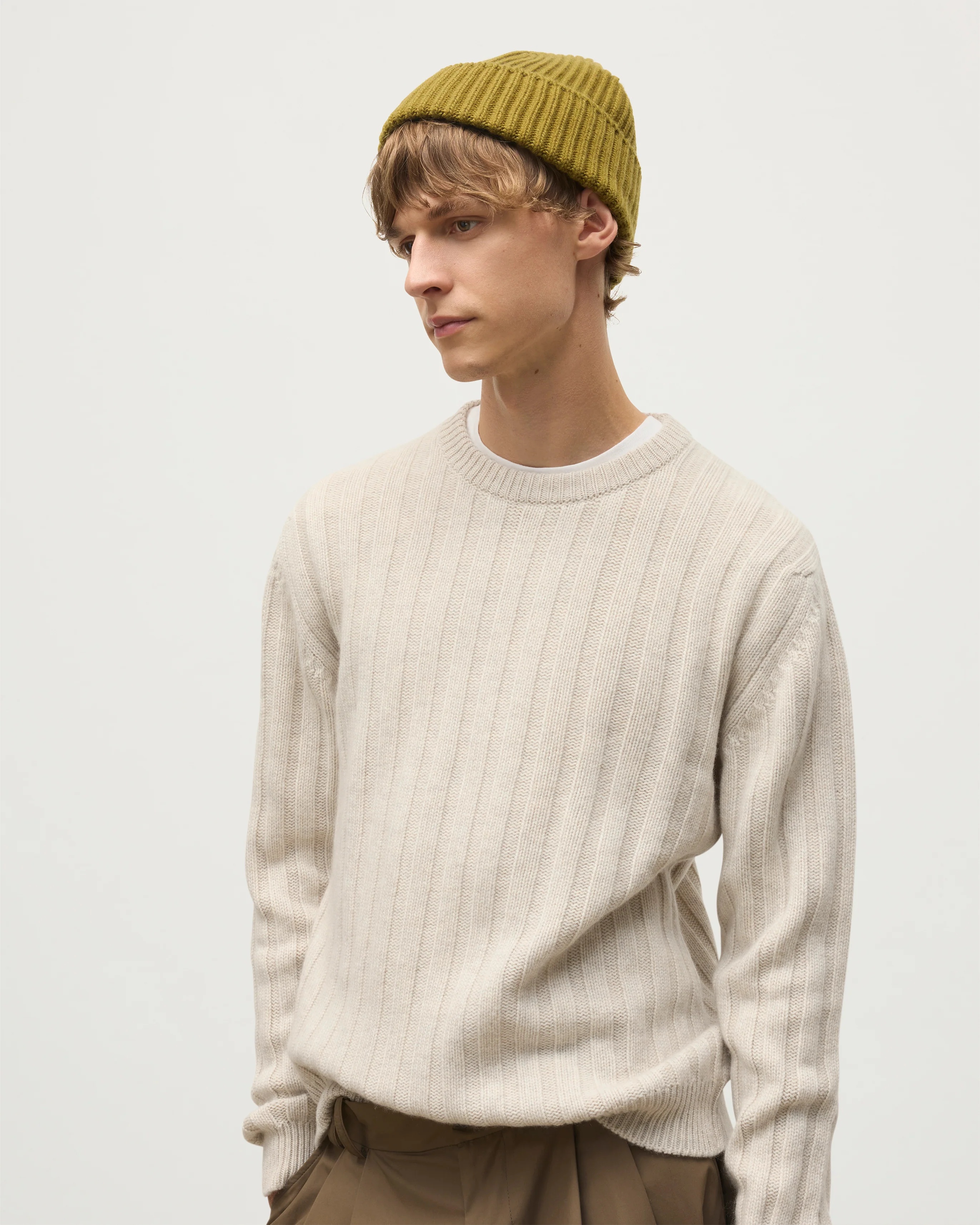 Lovat Green Cashmere Hat - Image 3