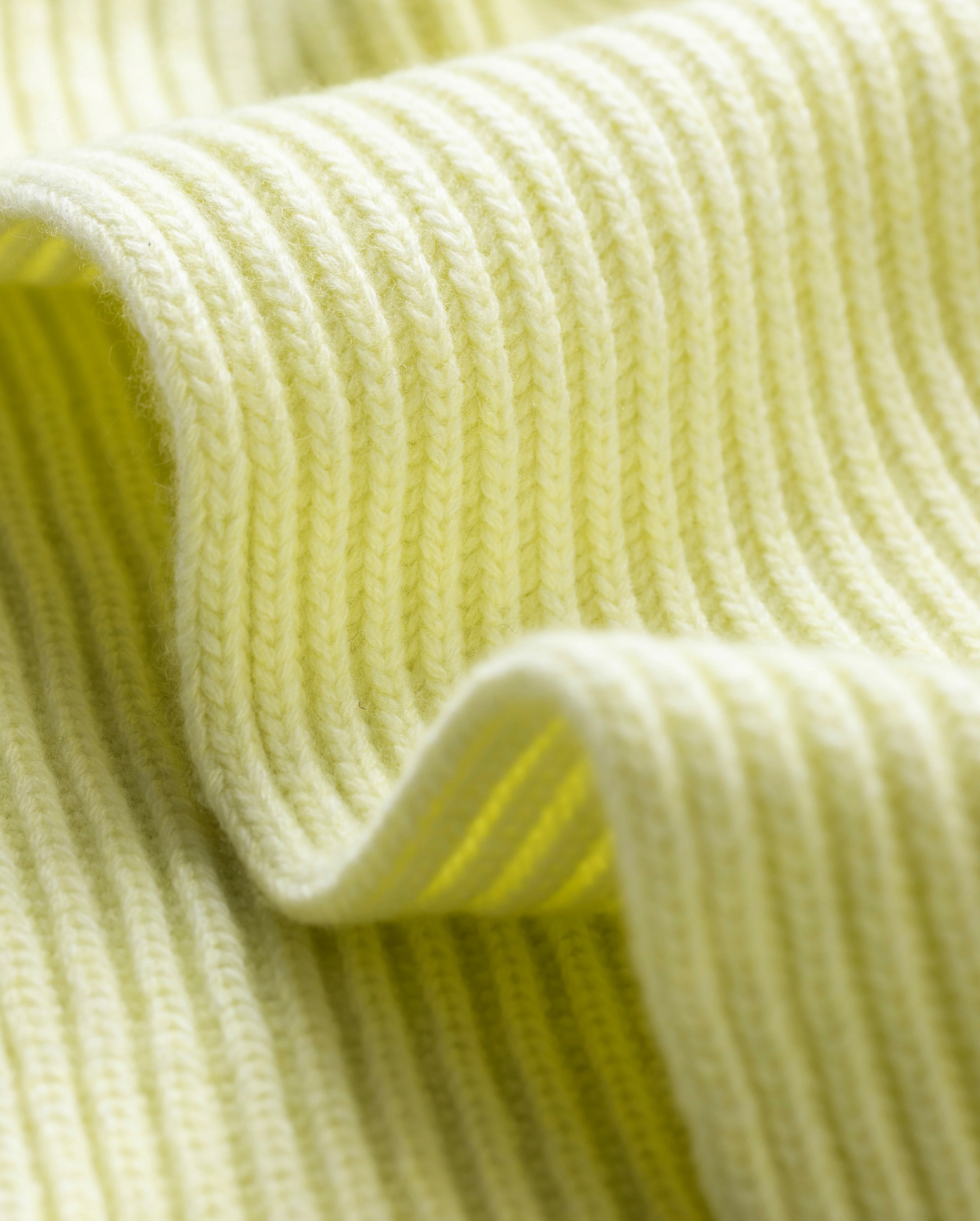 Lovat Yellow Ribbed Cashmere Scarf - Image 2