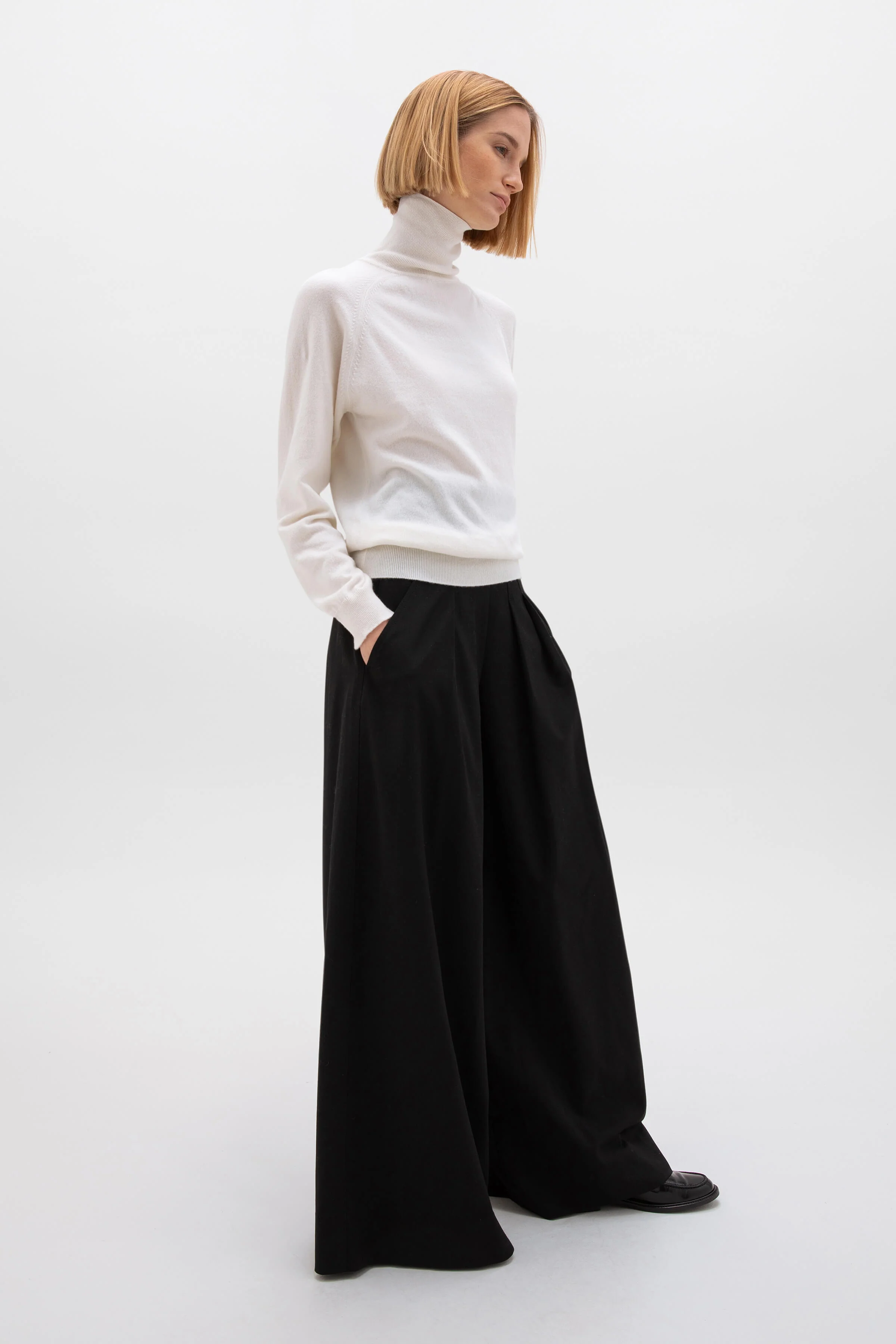 Classic Cashmere Roll Neck White Jumper - Image 4