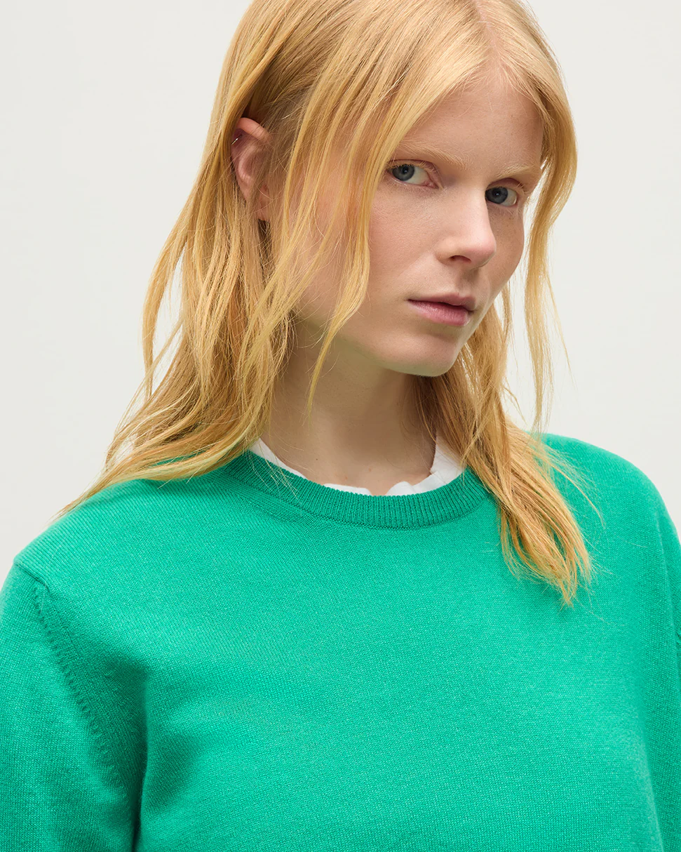 Lunan Classic Bright Green Cashmere Crew Jumper - Image 6