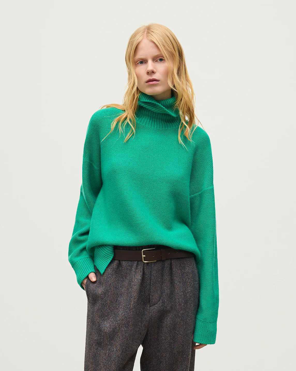 Maggie Reverse Stitch Roll Neck Green Cashmere Jumper - Image 5