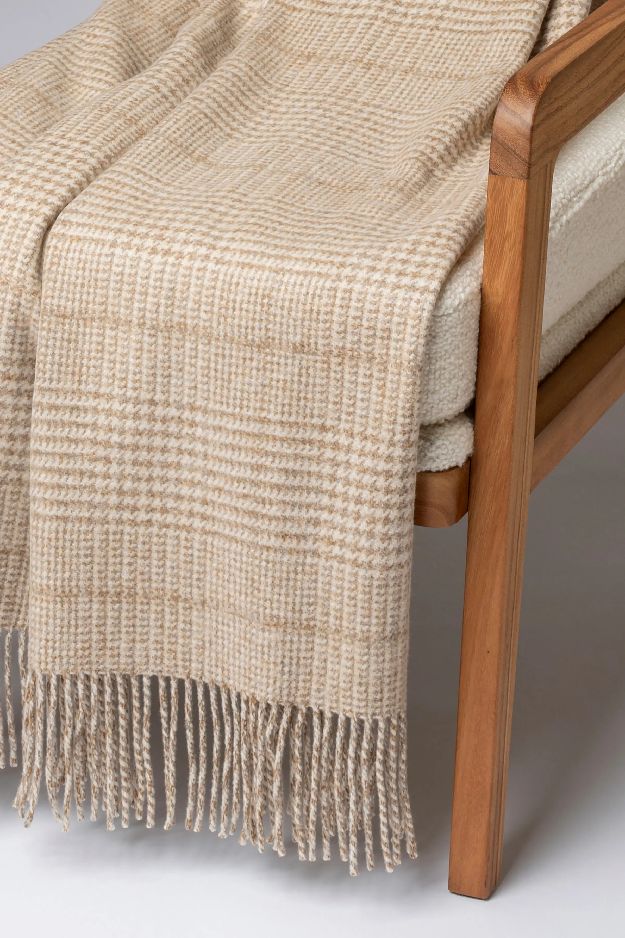 Tweed Glen Check Wool Throw in Natural - Image 7