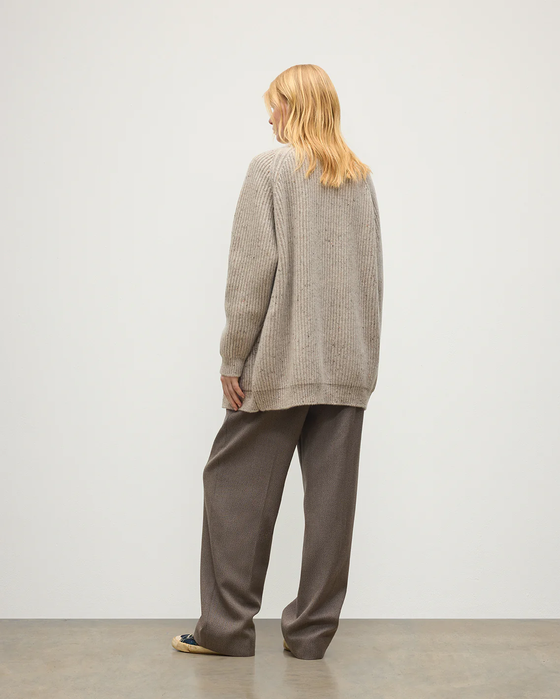 Norah Ribbed Natural Donegal Cashmere Cardigan - Image 4