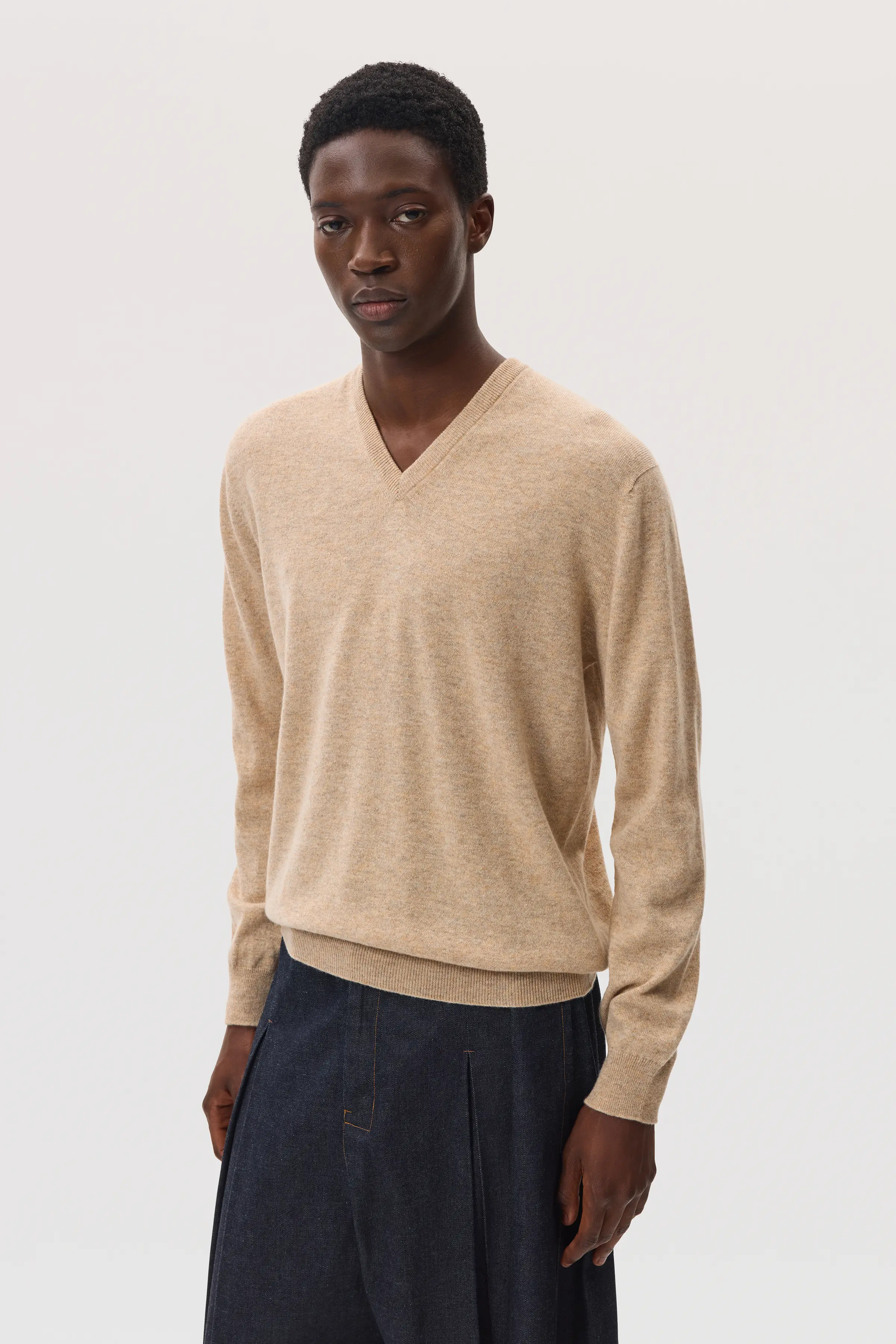 Natural Cashmere V Neck Jumper - Image 2