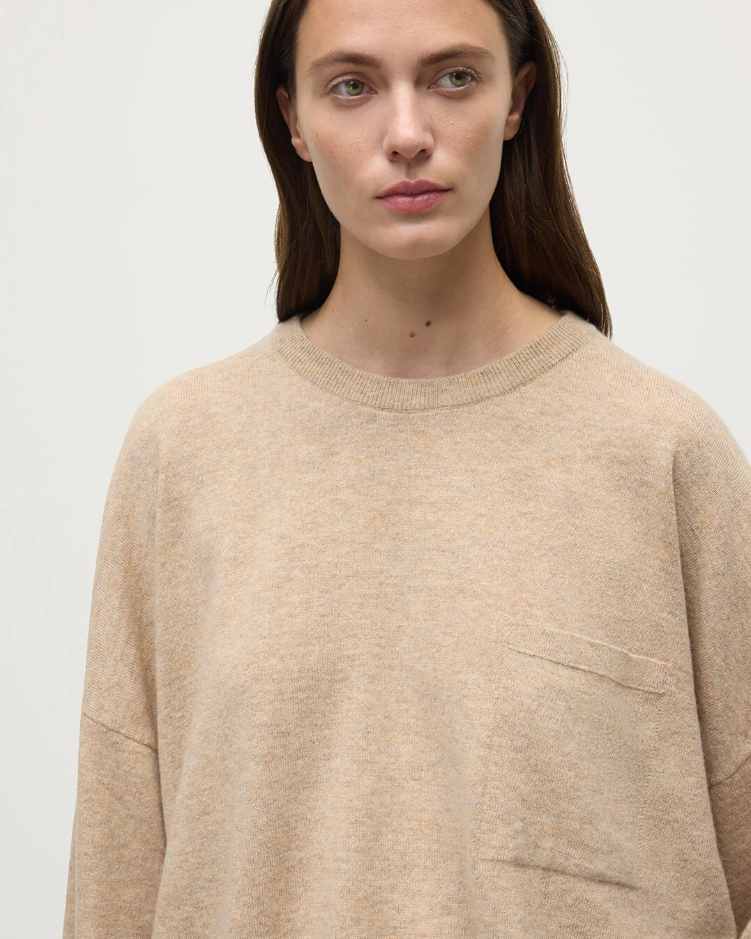 Gauzy Pocket Natural Cashmere Jumper - Image 5