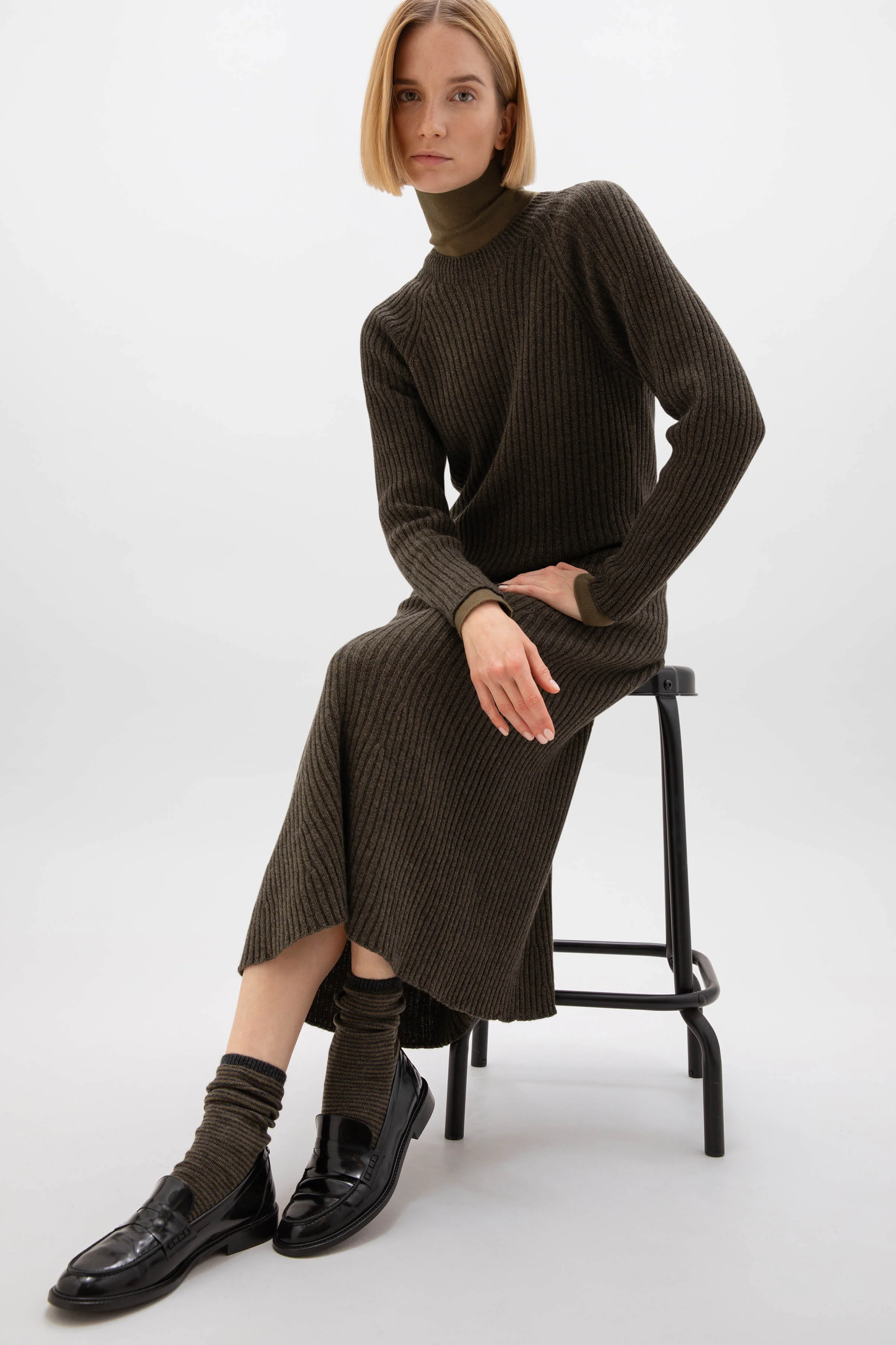 Ribbed Green Cashmere Dress - Image 3