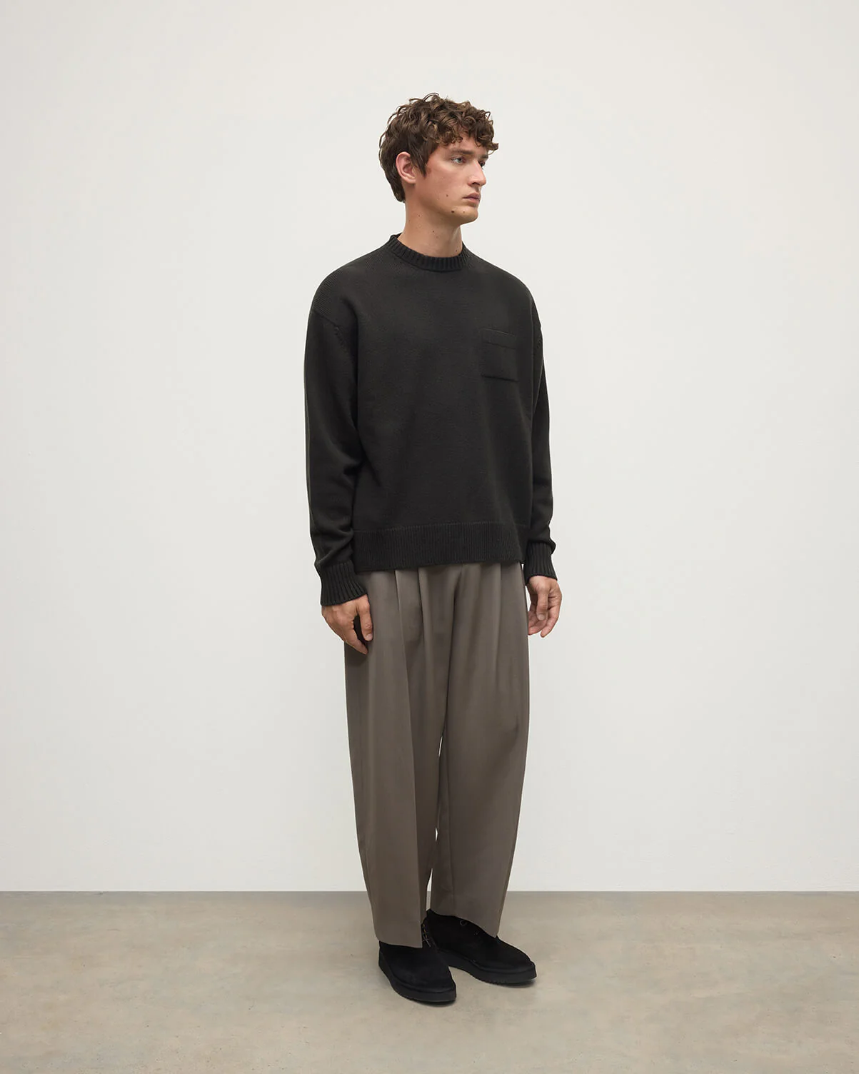 Oversized Dark Grey Cashmere Jumper - Image 3