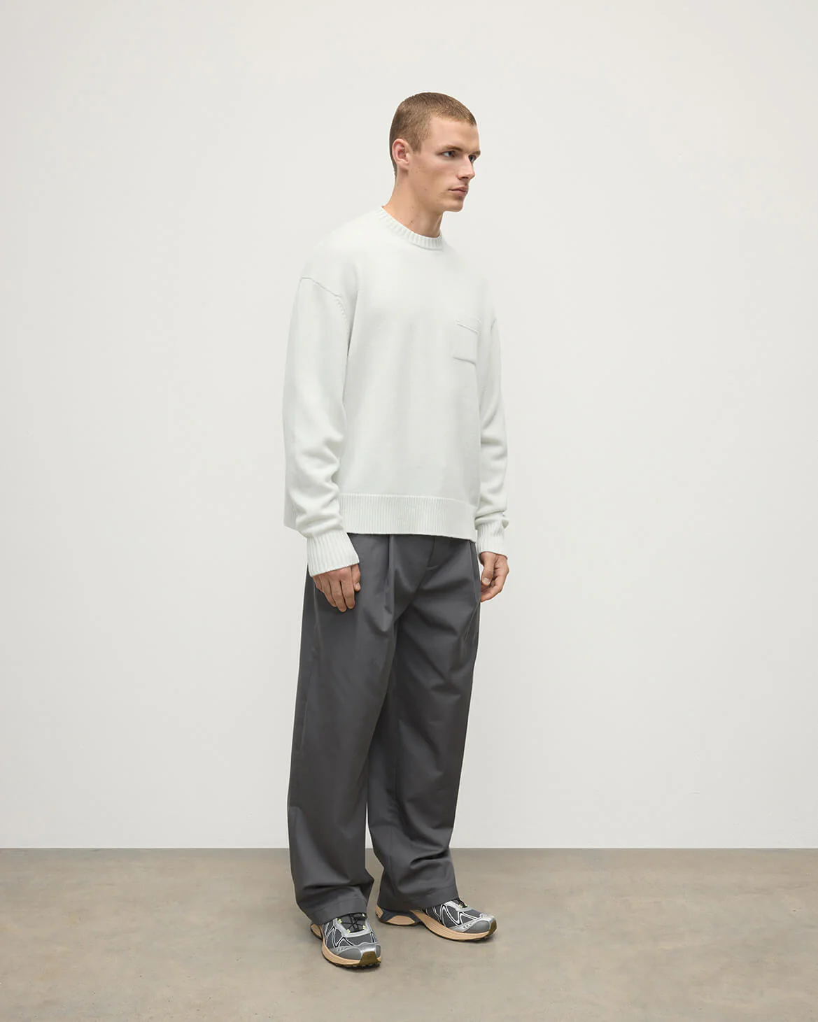 Oversized White Cashmere Jumper - Image 3