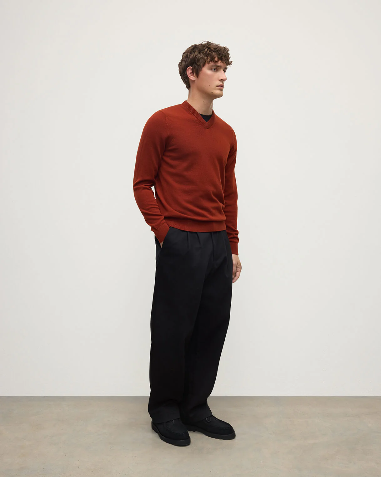 Rory Dark Red Classic Cashmere V-Neck Jumper - Image 3