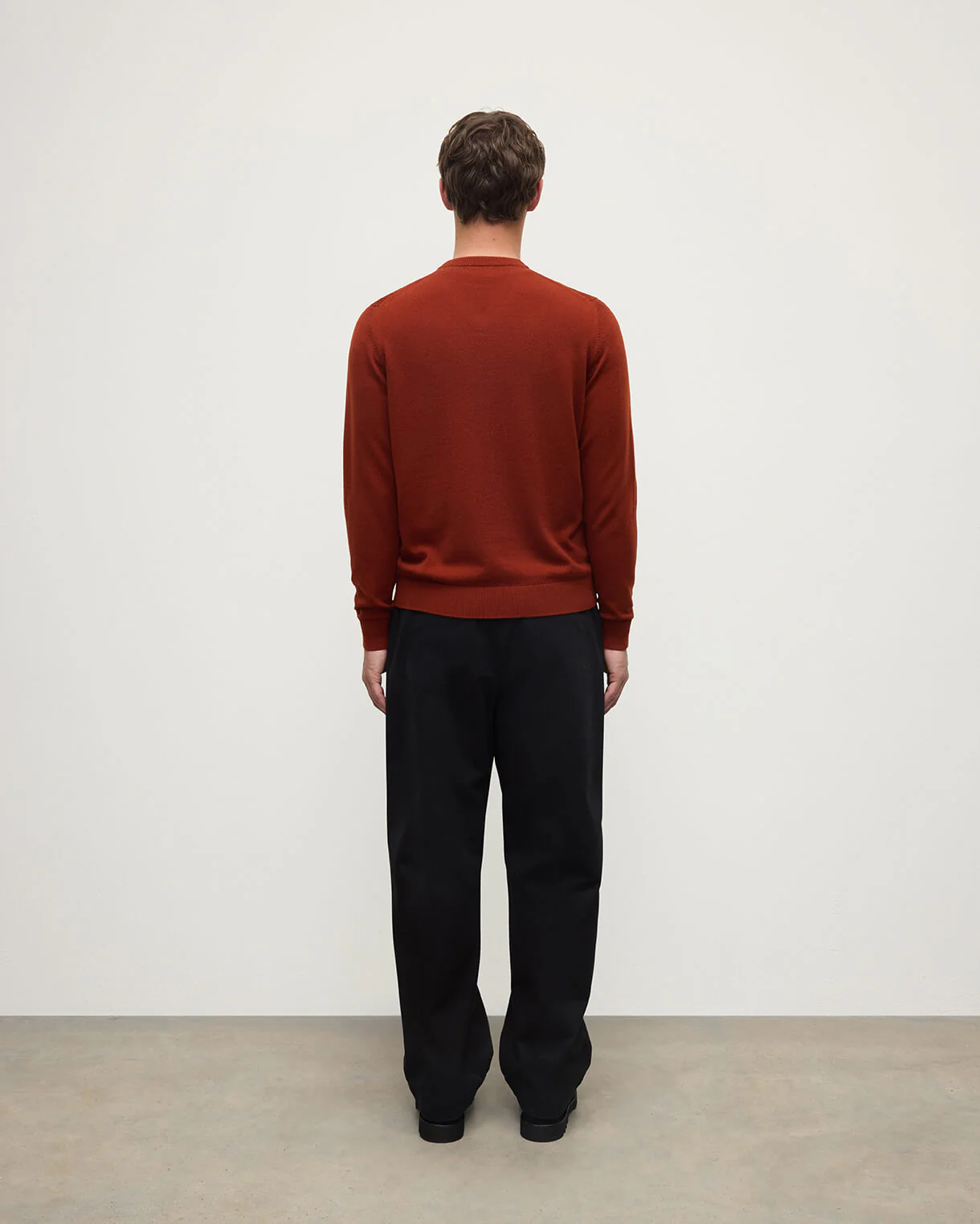 Rory Dark Red Classic Cashmere V-Neck Jumper - Image 4