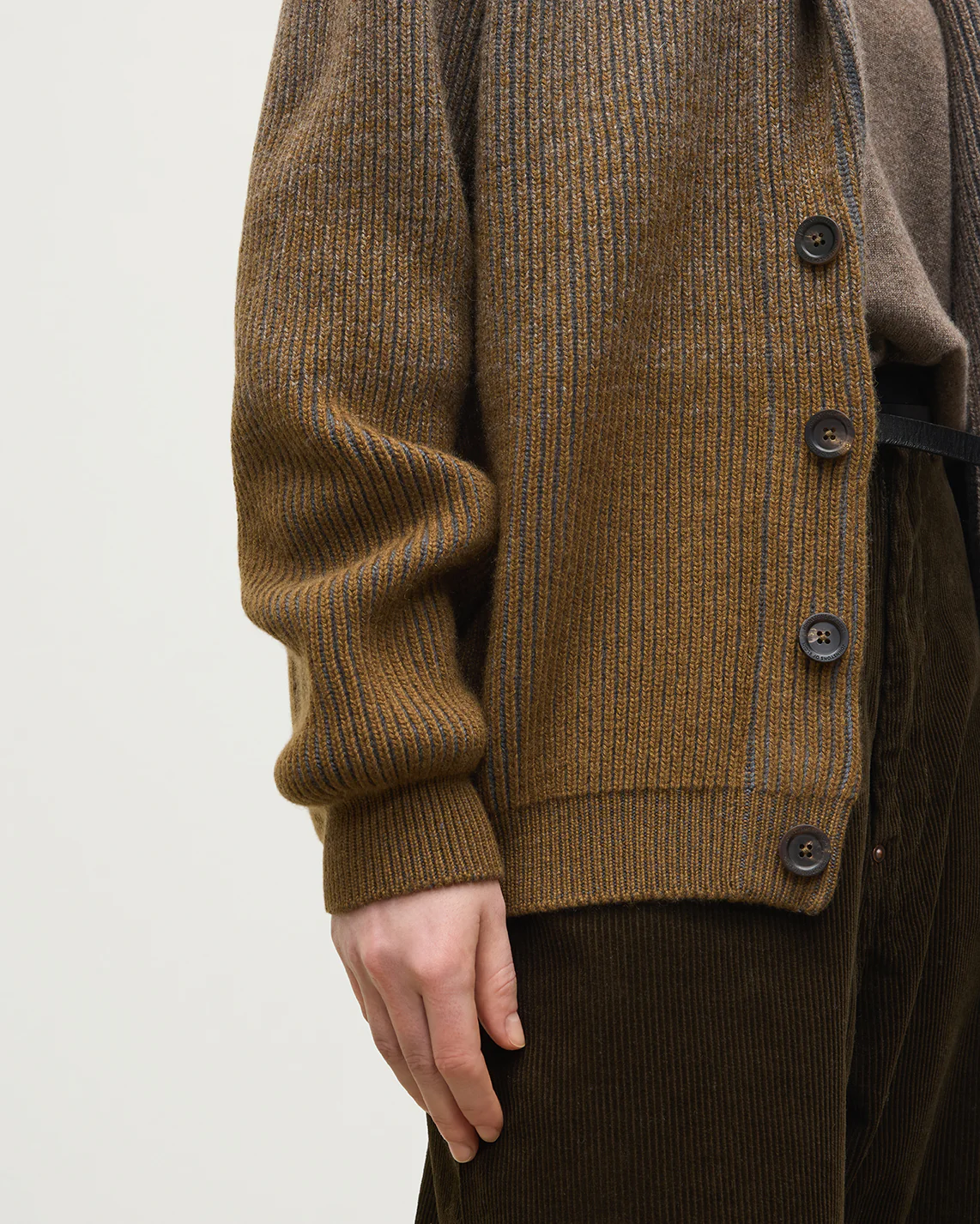 Pioneer Green Shawl Collar Cashmere Cardigan - Image 7