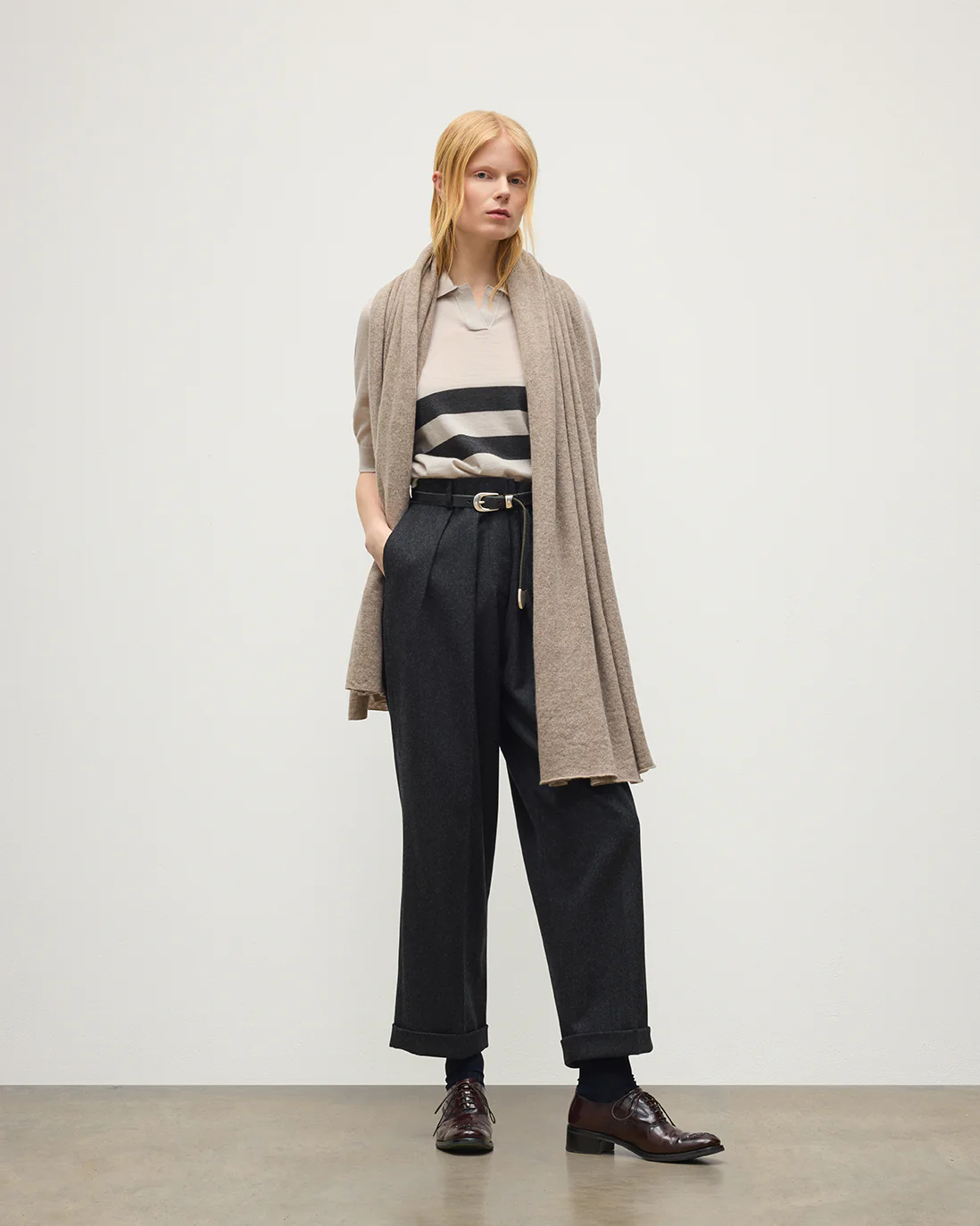 Raeburn Light Brown Cashmere Travel Stole - Image 2