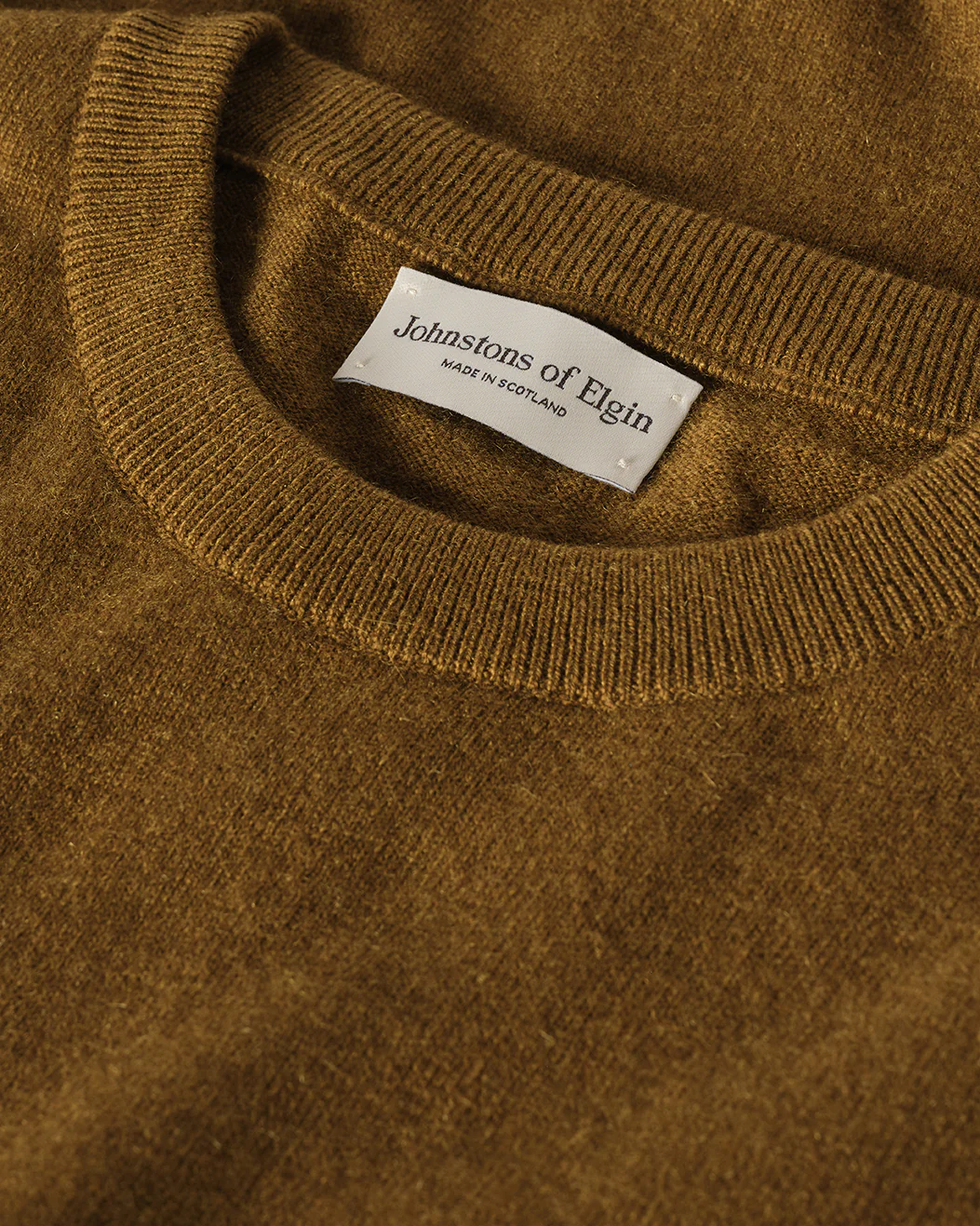 Reuben Green Cashmere Crew Jumper - Image 7