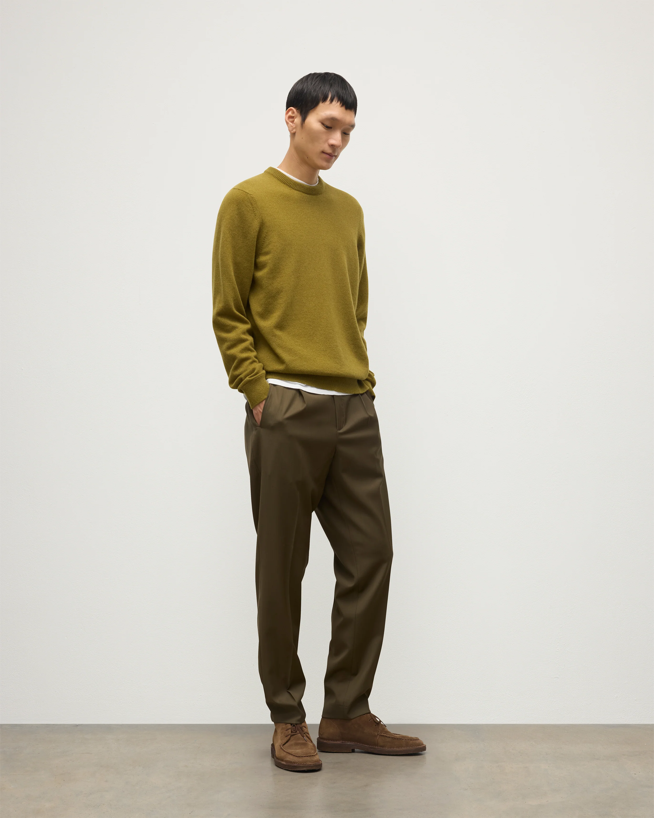 Rory Green Classic Cashmere Crew Jumper - Image 3