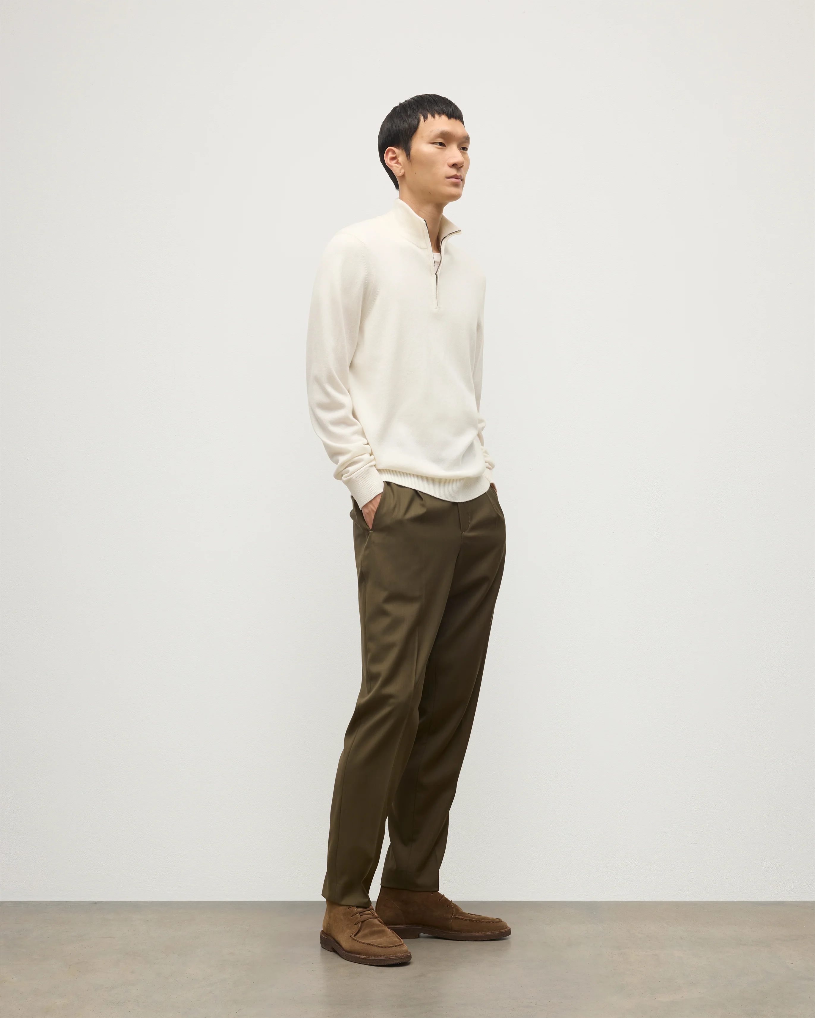 Rory White Classic Cashmere Zip Neck Jumper - Image 3