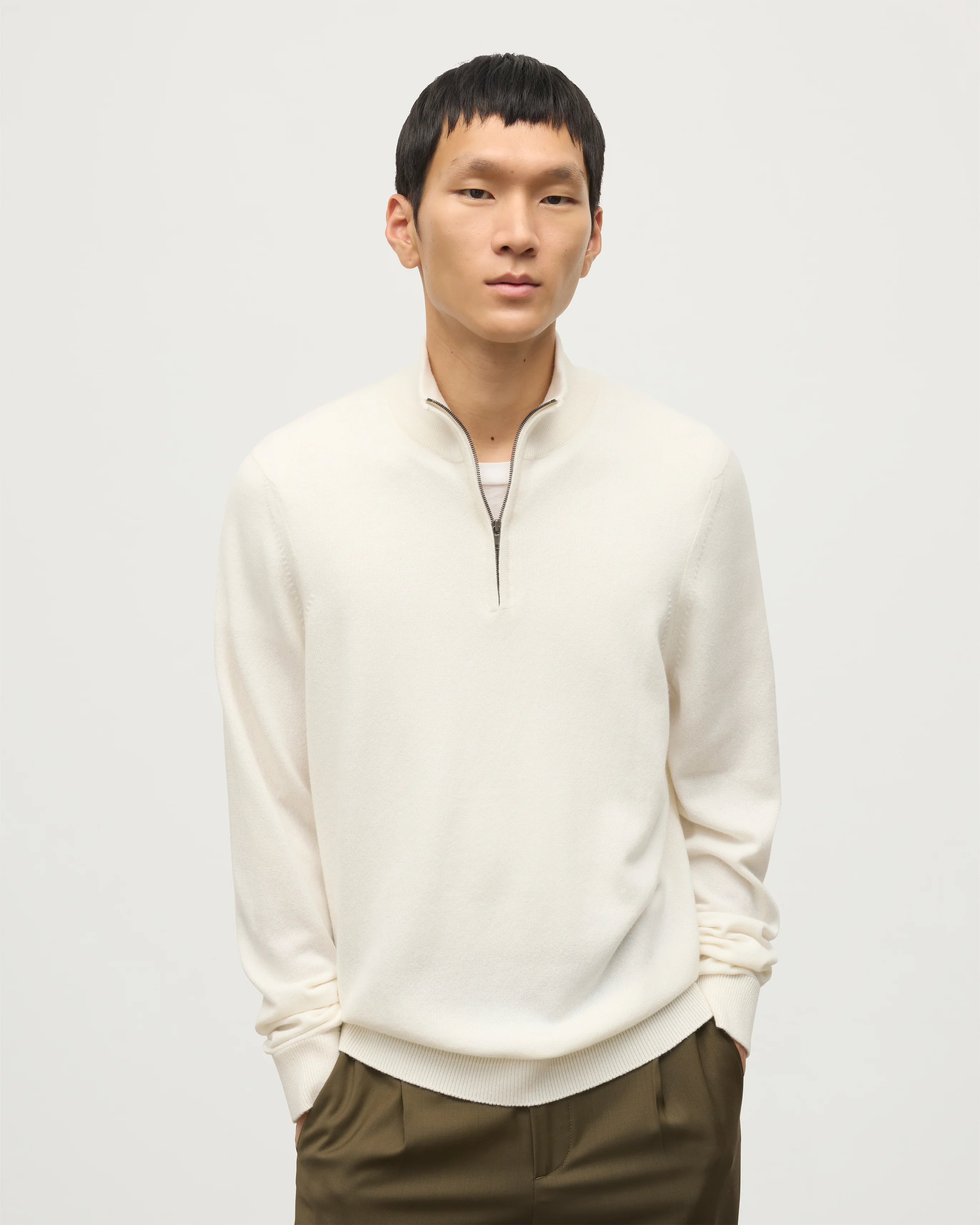 Rory White Classic Cashmere Zip Neck Jumper - Image 5