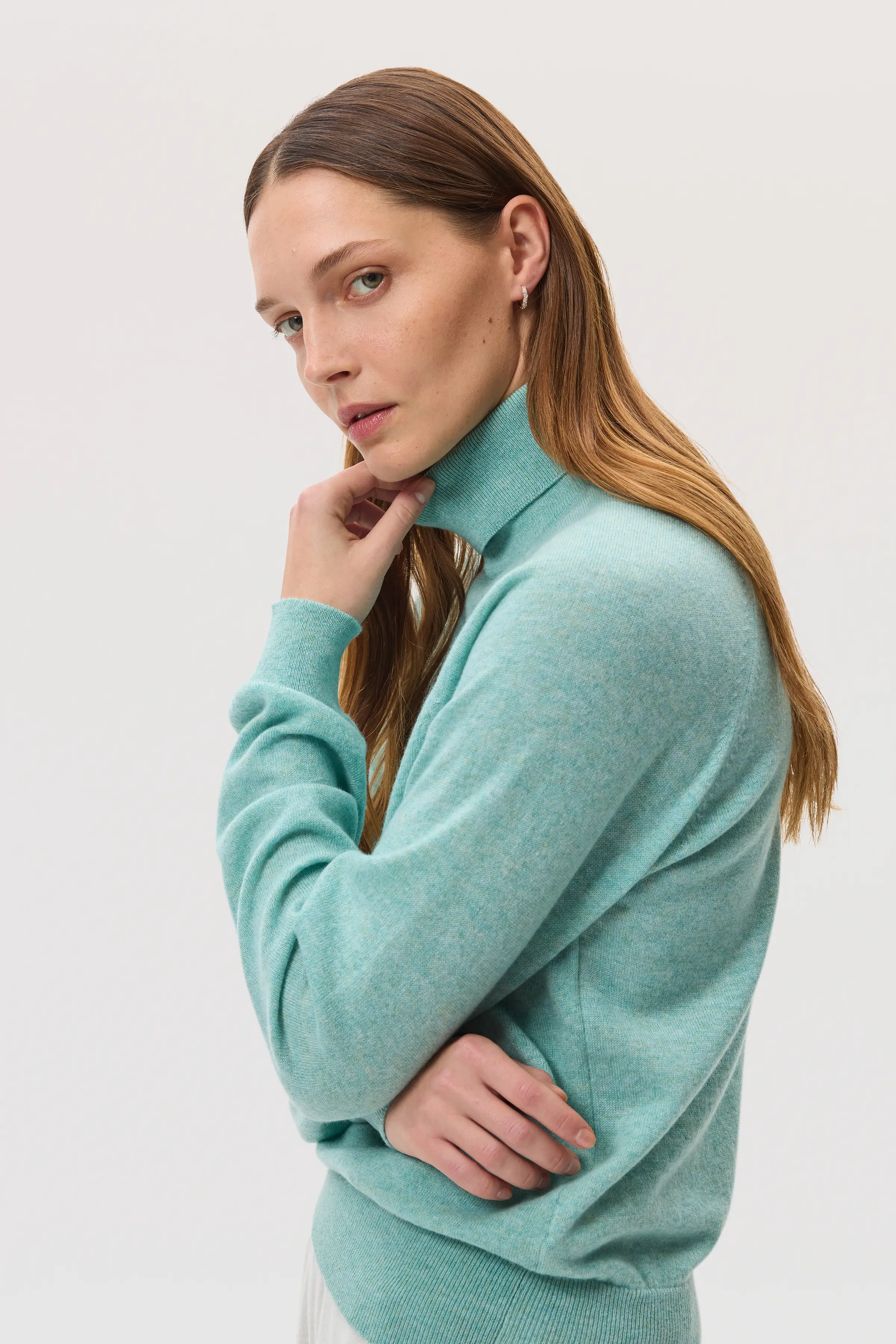 Classic Cashmere Roll Neck Green Jumper - Image 3