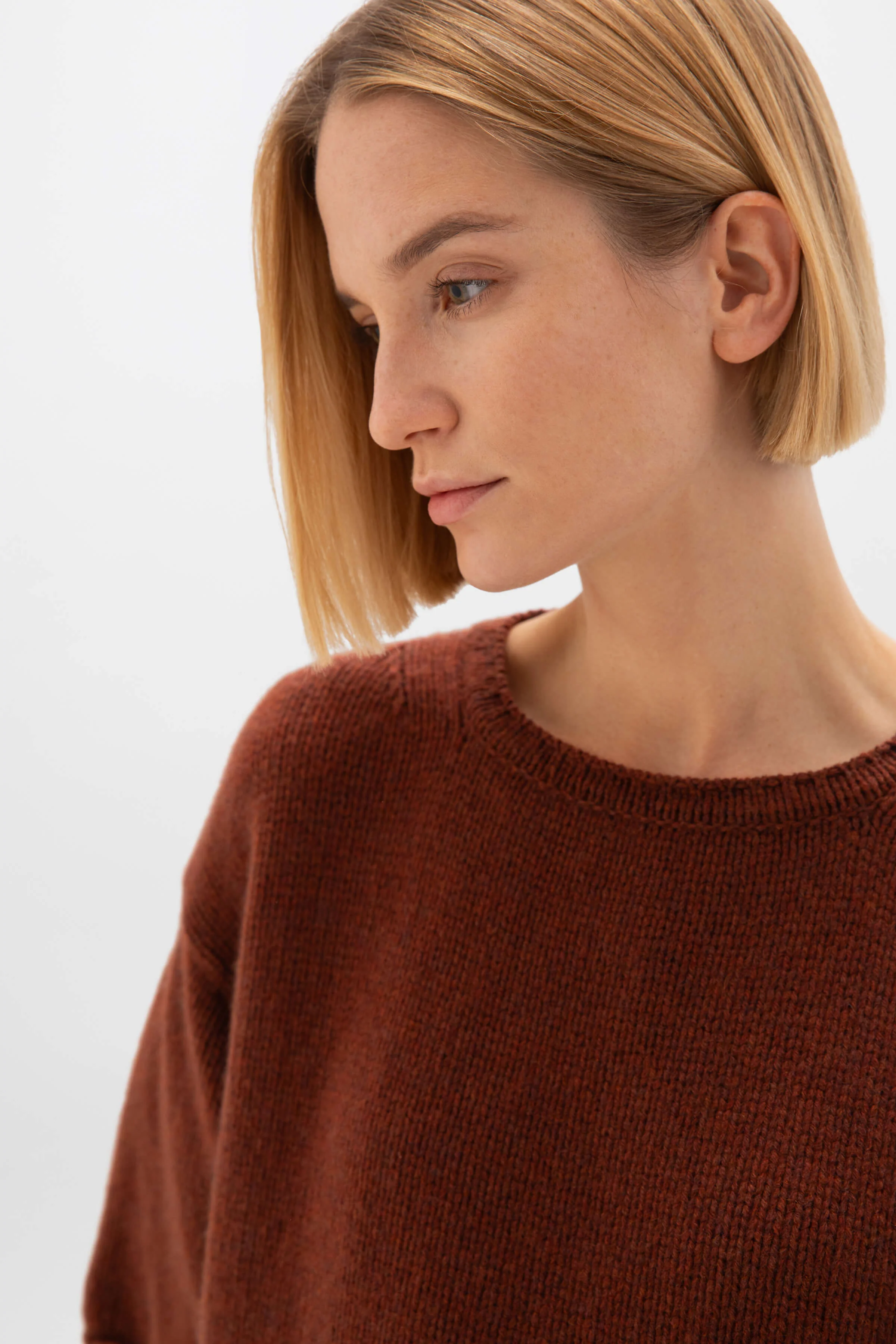 Boat Neck Deep Red Cashmere Jumper - Image 4