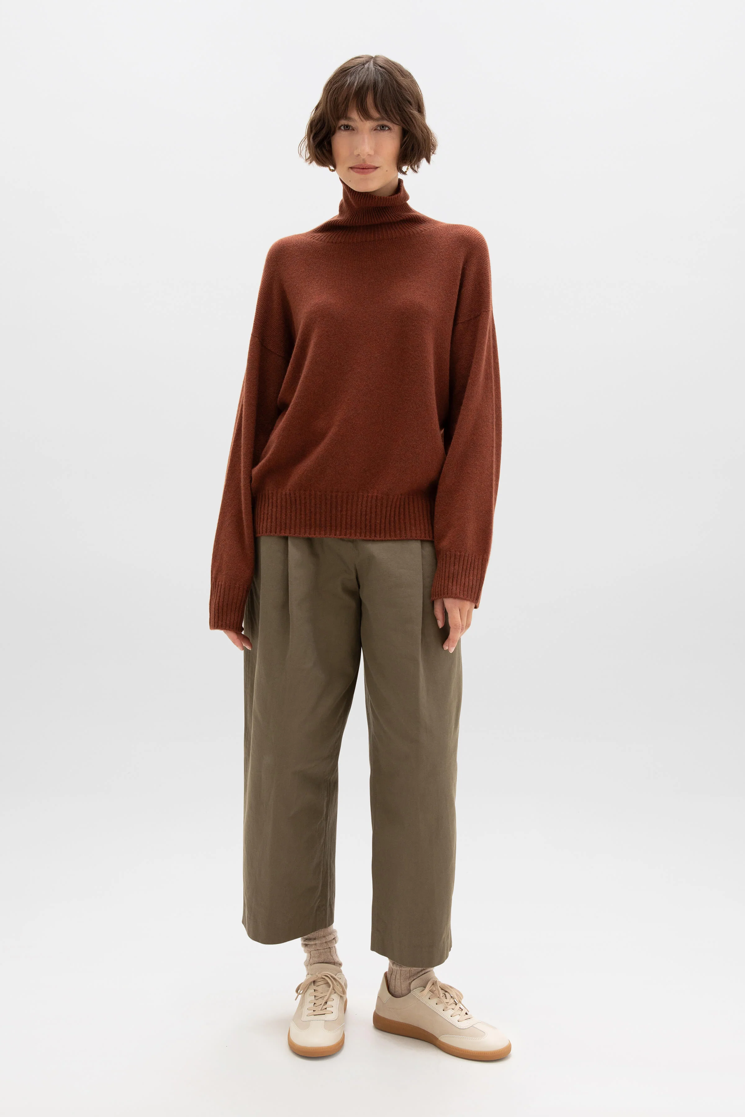 Gauzy Cashmere Roll Neck Red Jumper