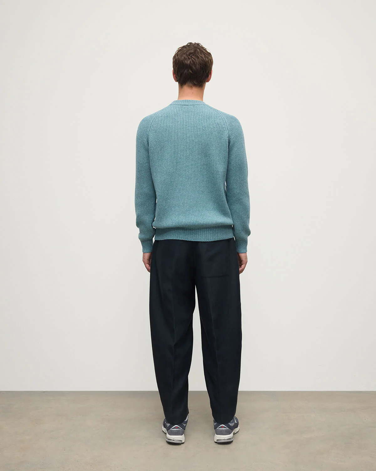 Contrast Neck Green Cashmere Jumper - Image 4
