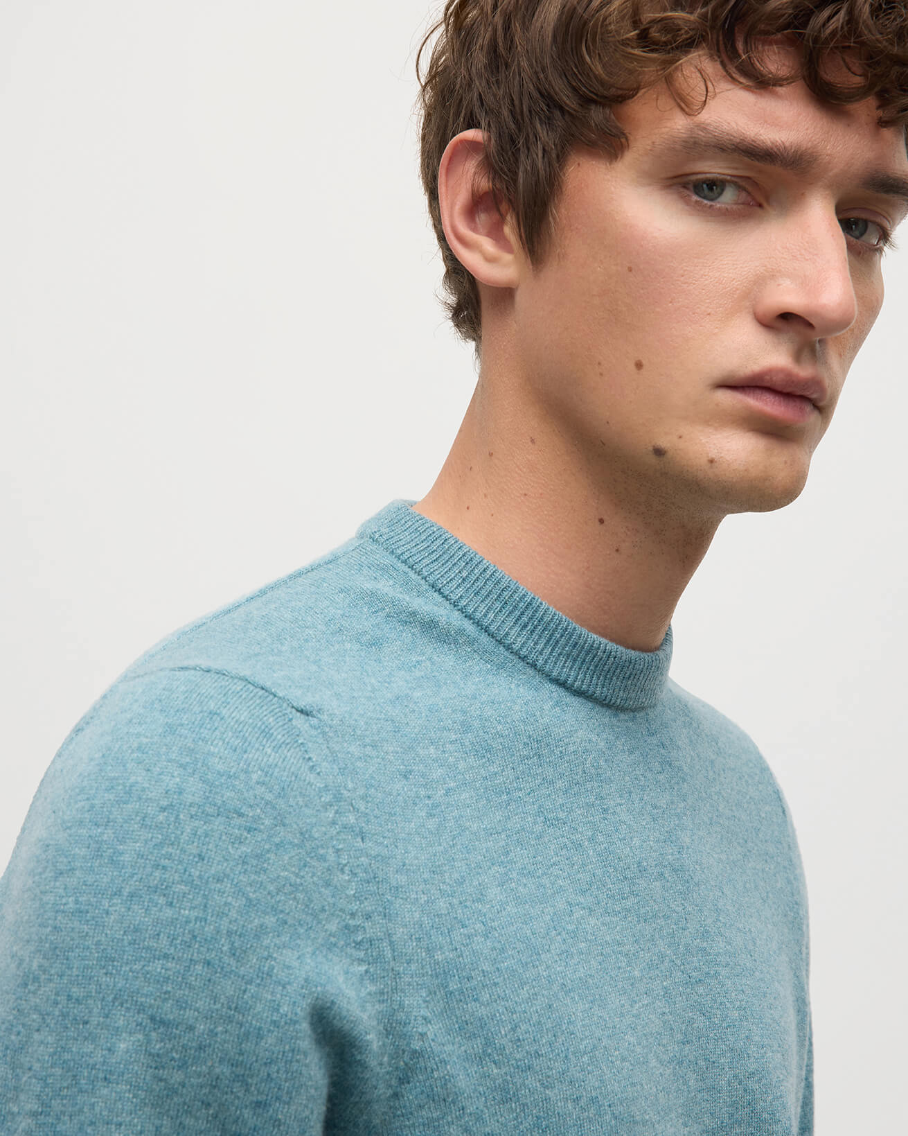 Green Cashmere Crew Jumper - Image 5