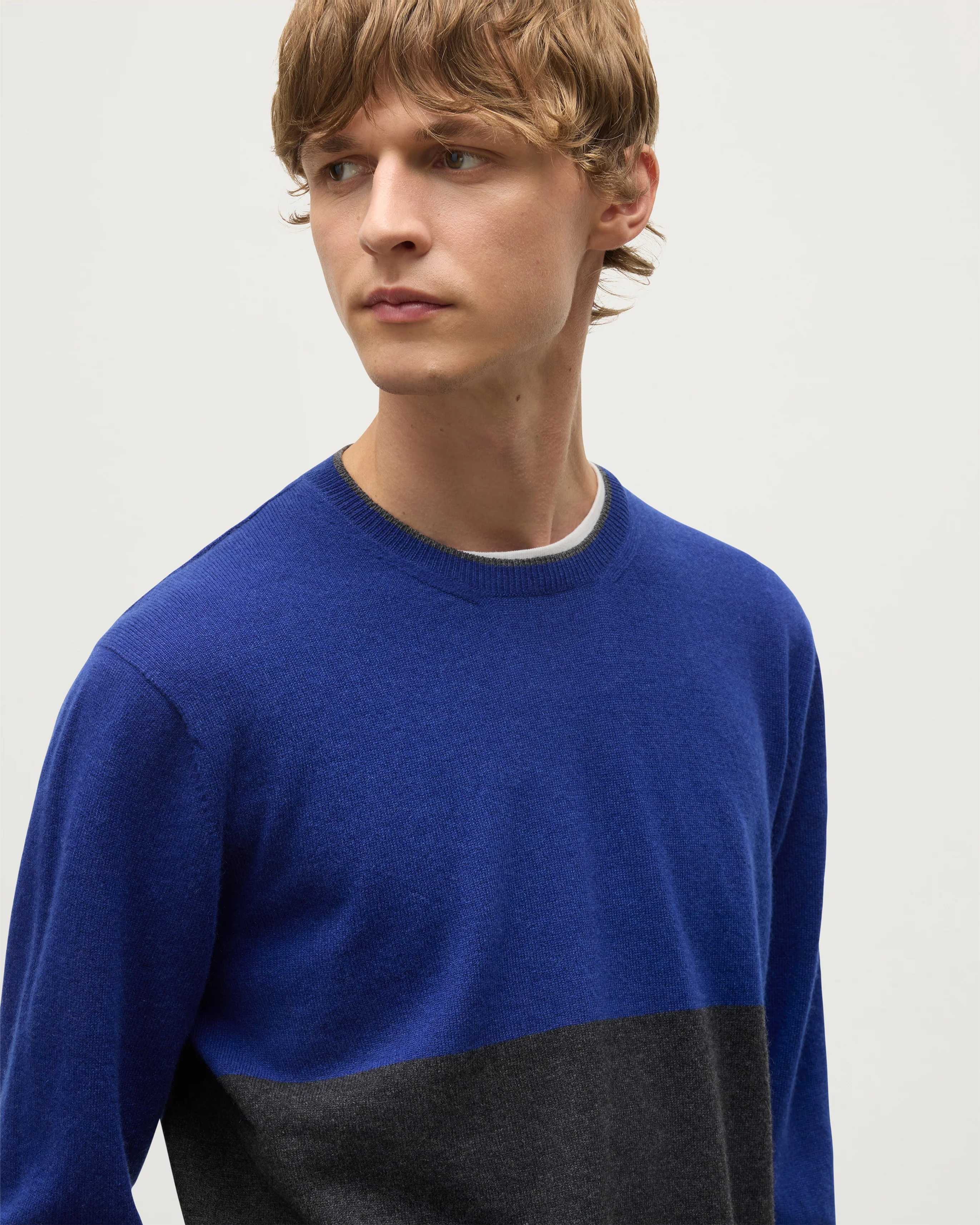 Shaded Charcoal & Blue Colour Block Cashmere Jumper - Image 6