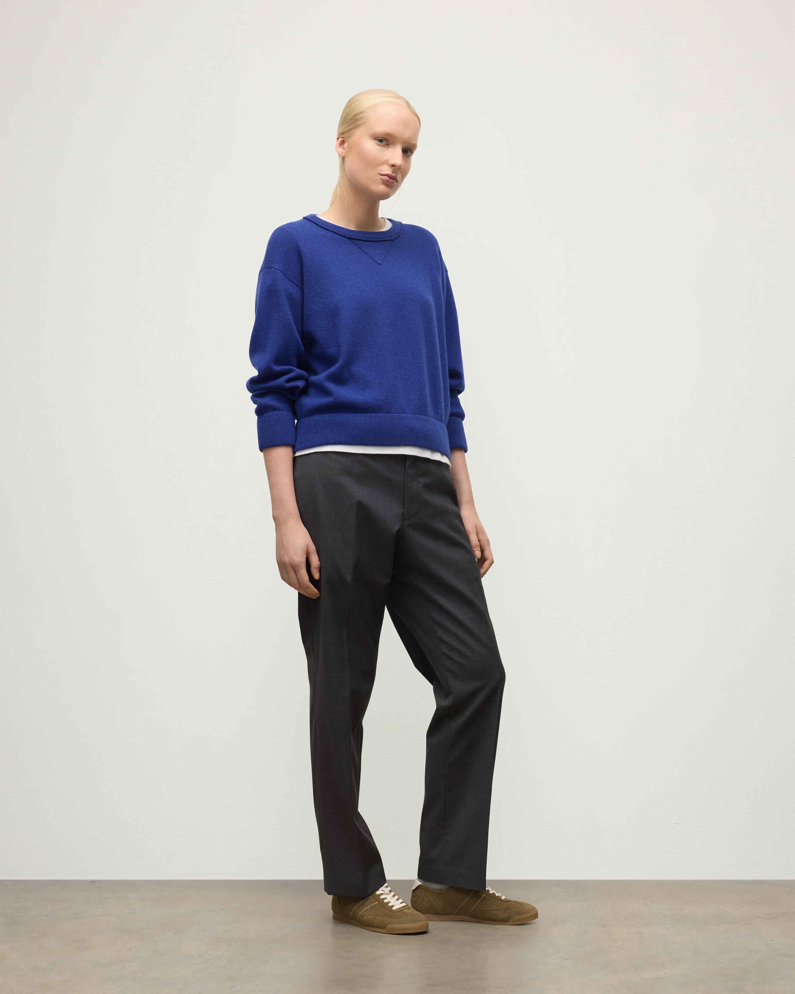 Stella Blue Cashmere Sweatshirt - Image 3