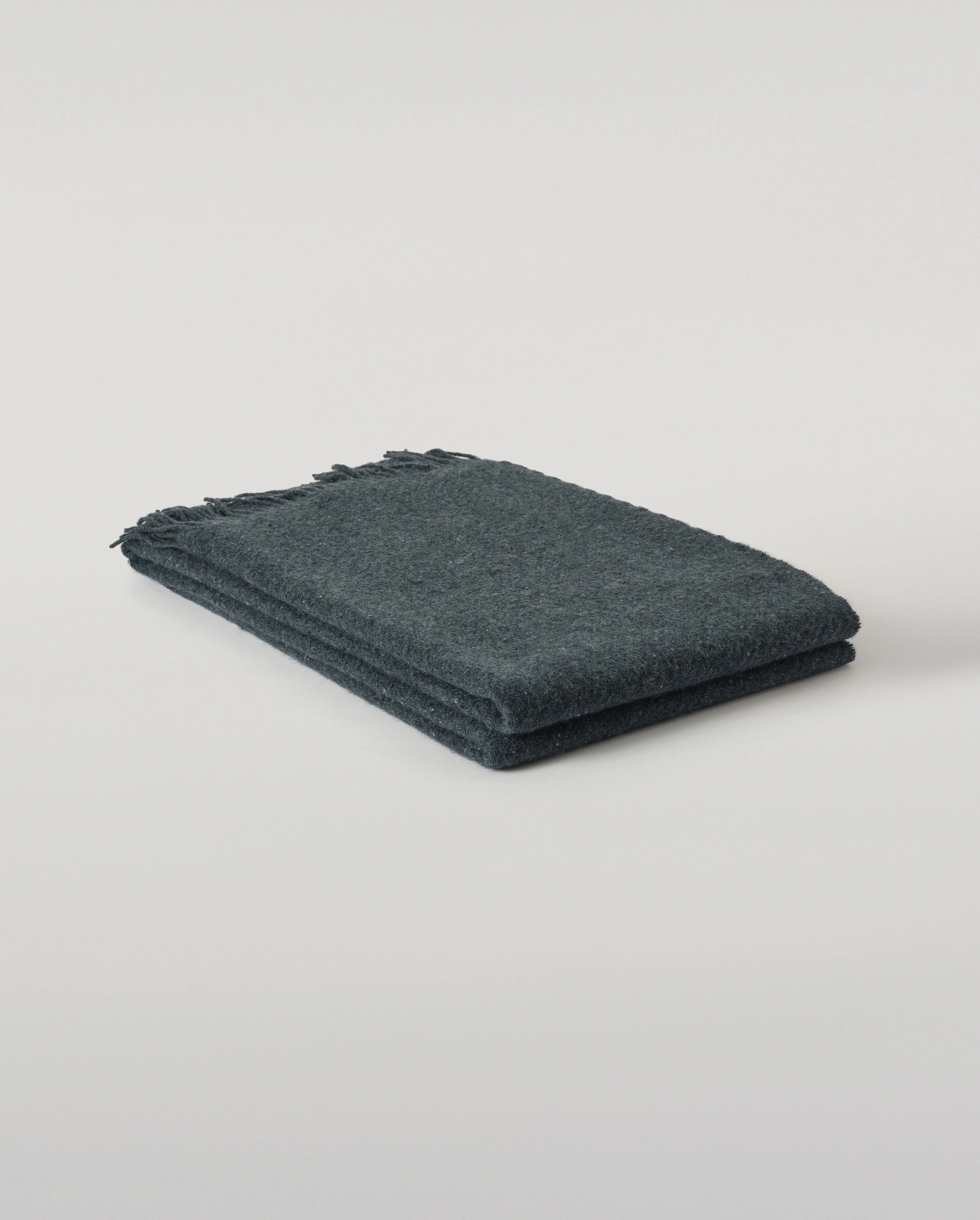 Lofty Twill Blue Cashmere Throw - Image 2