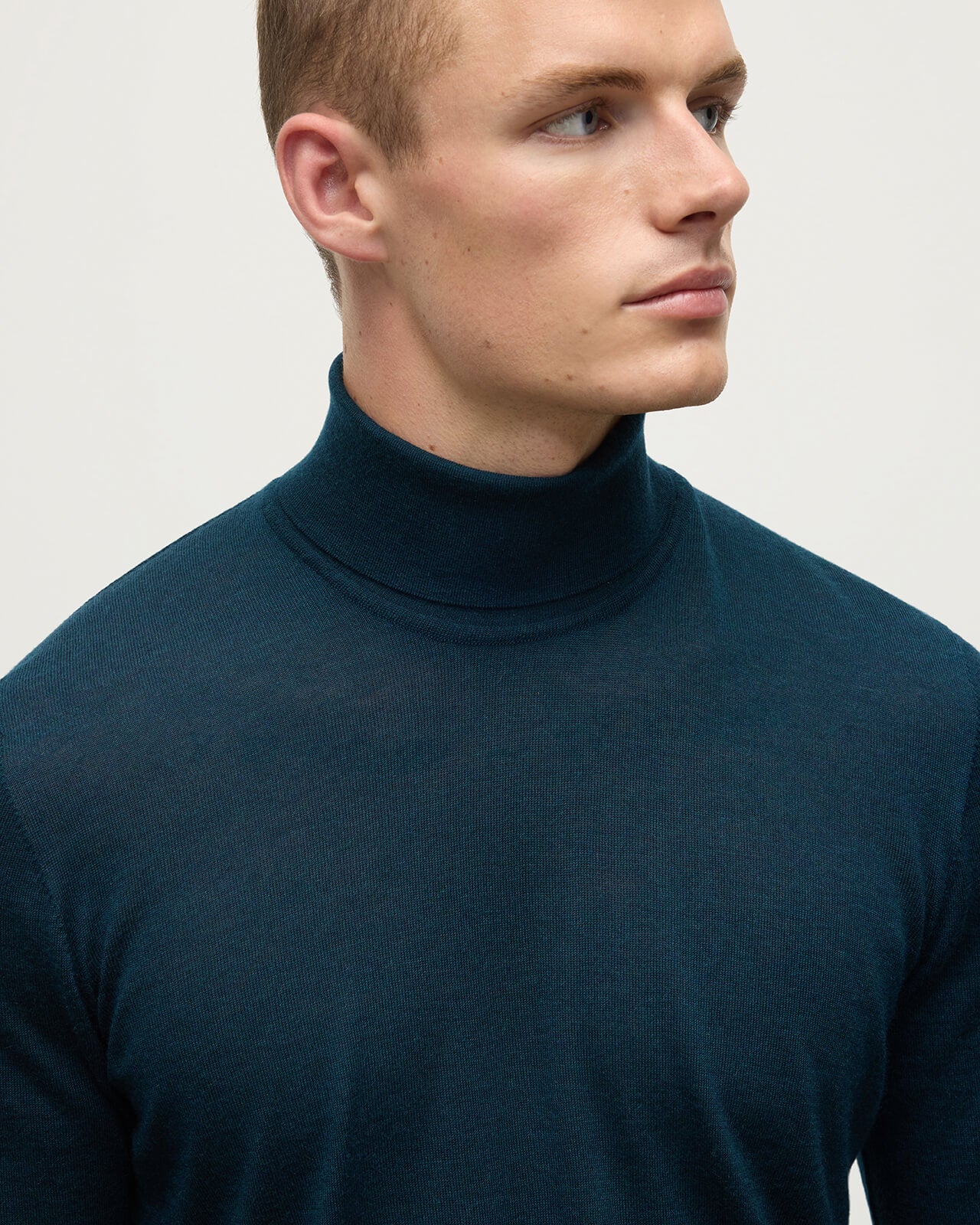 Superfine Cashmere Dark Green Roll Neck Jumper - Image 5