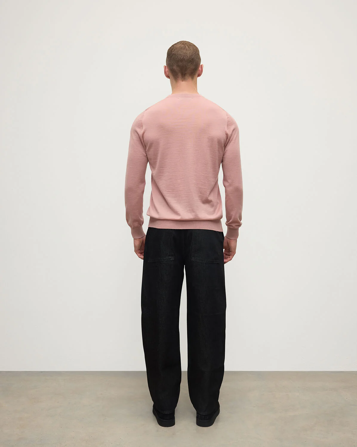 Superfine Cashmere Pink Round Neck Jumper - Image 4