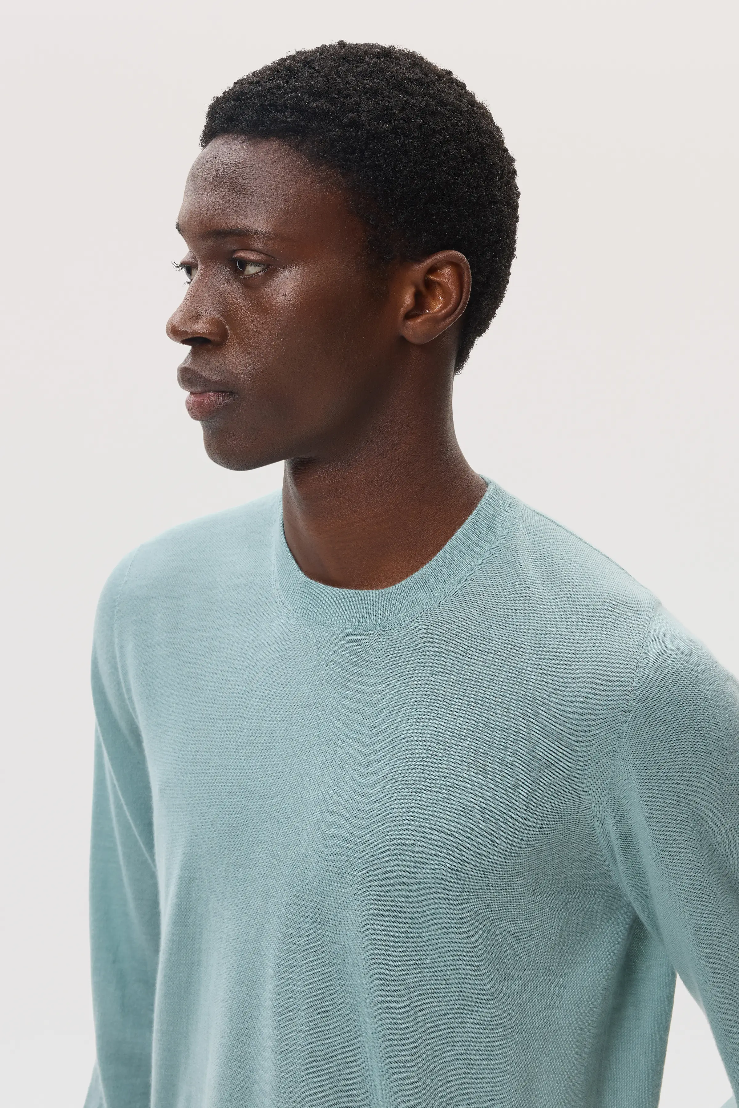 Superfine Cashmere Light Green Round Neck Jumper - Image 6