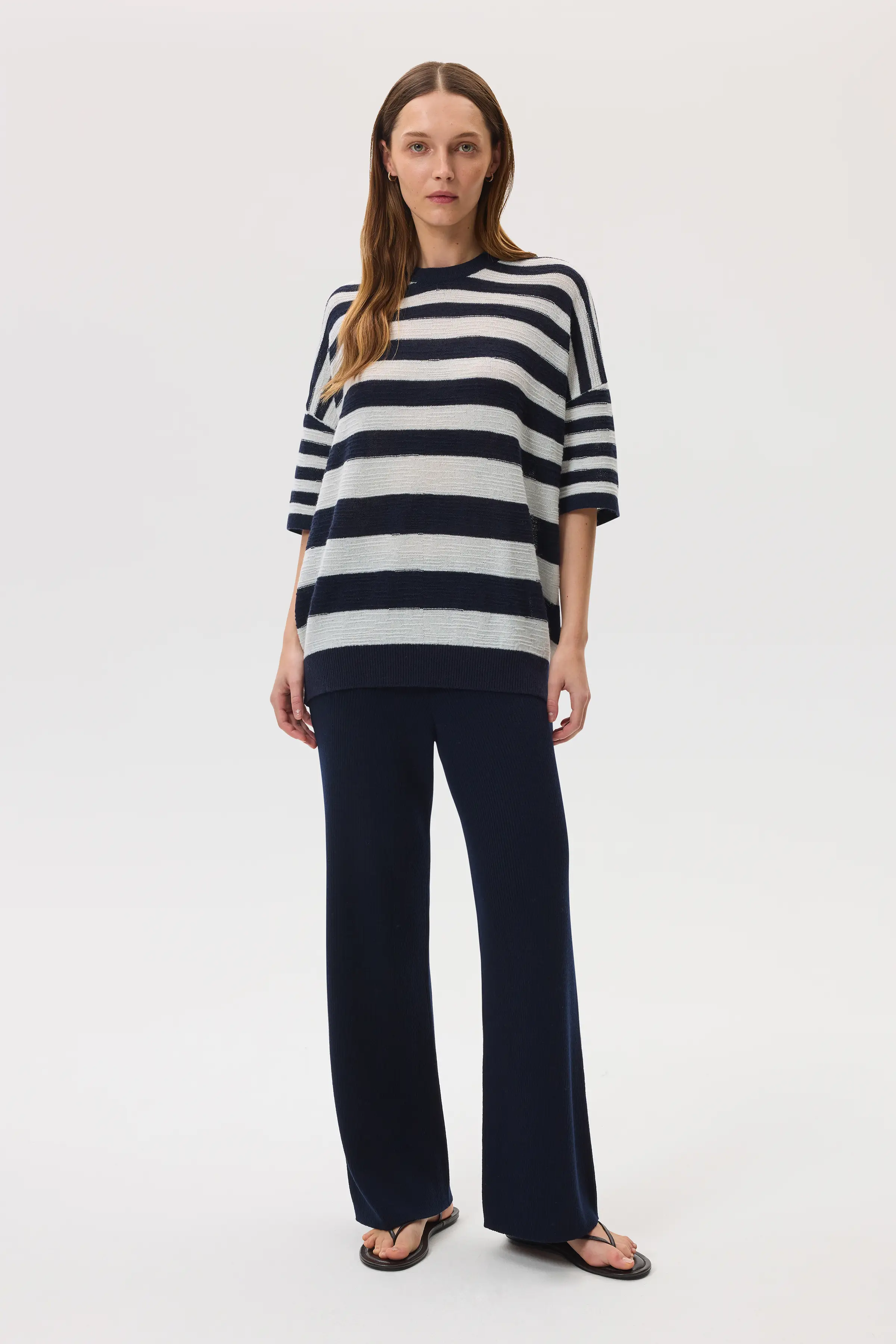 Textured Stripe Oversized Cashmere T-Shirt - Image 3