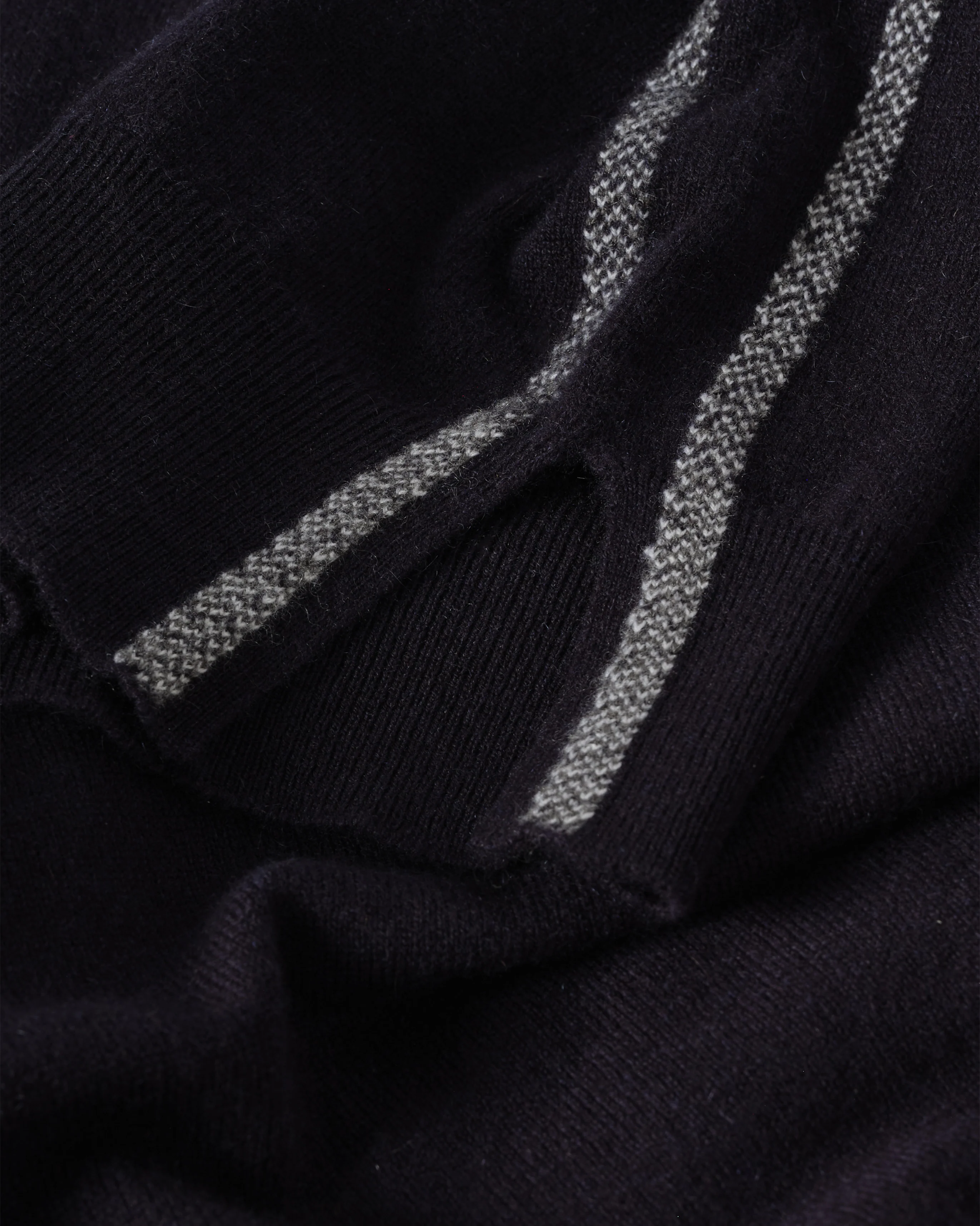 Tilda Dark Navy Cashmere Jumper - Image 7