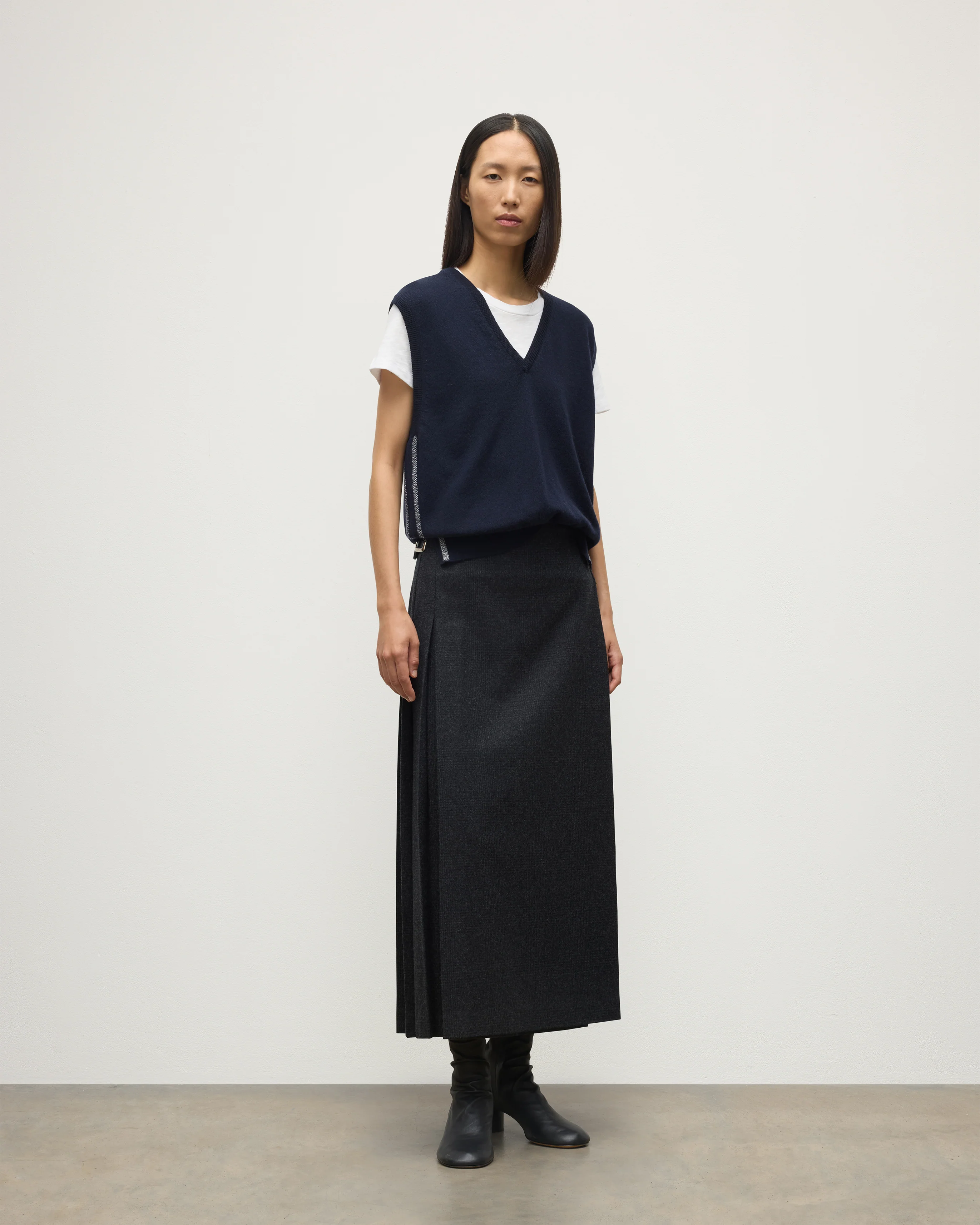 Tilda Dark Navy Cashmere Tank