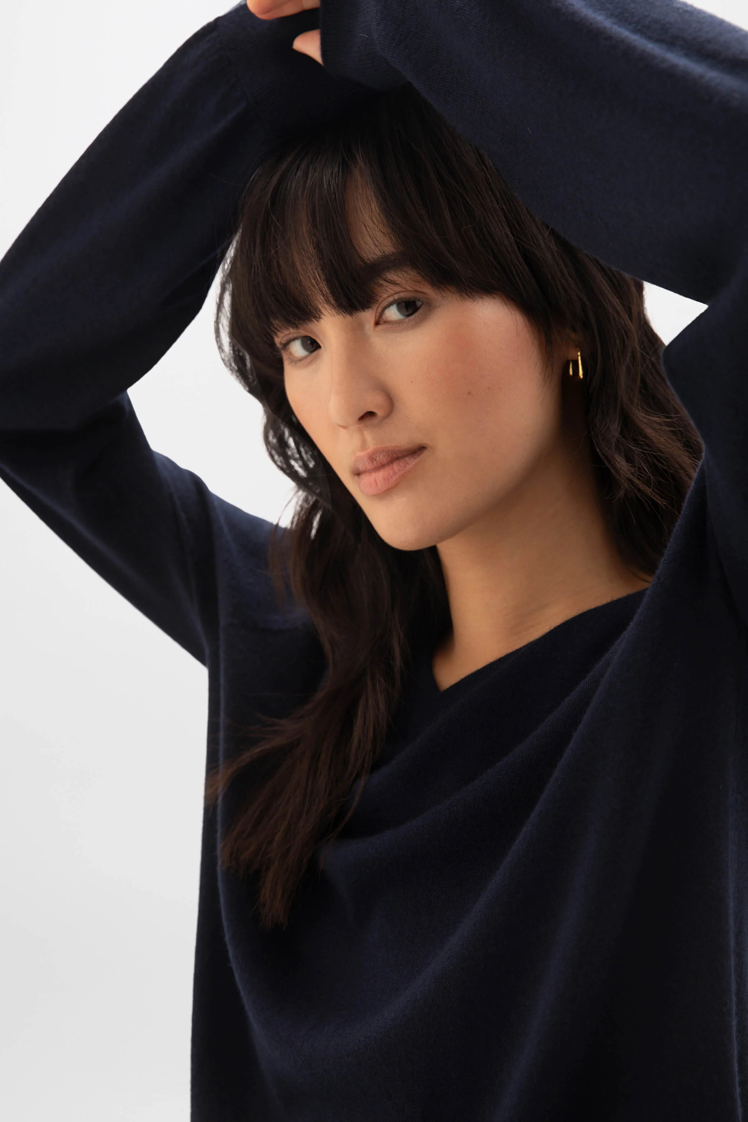 Superfine Cashmere Navy V Neck Jumper - Image 5