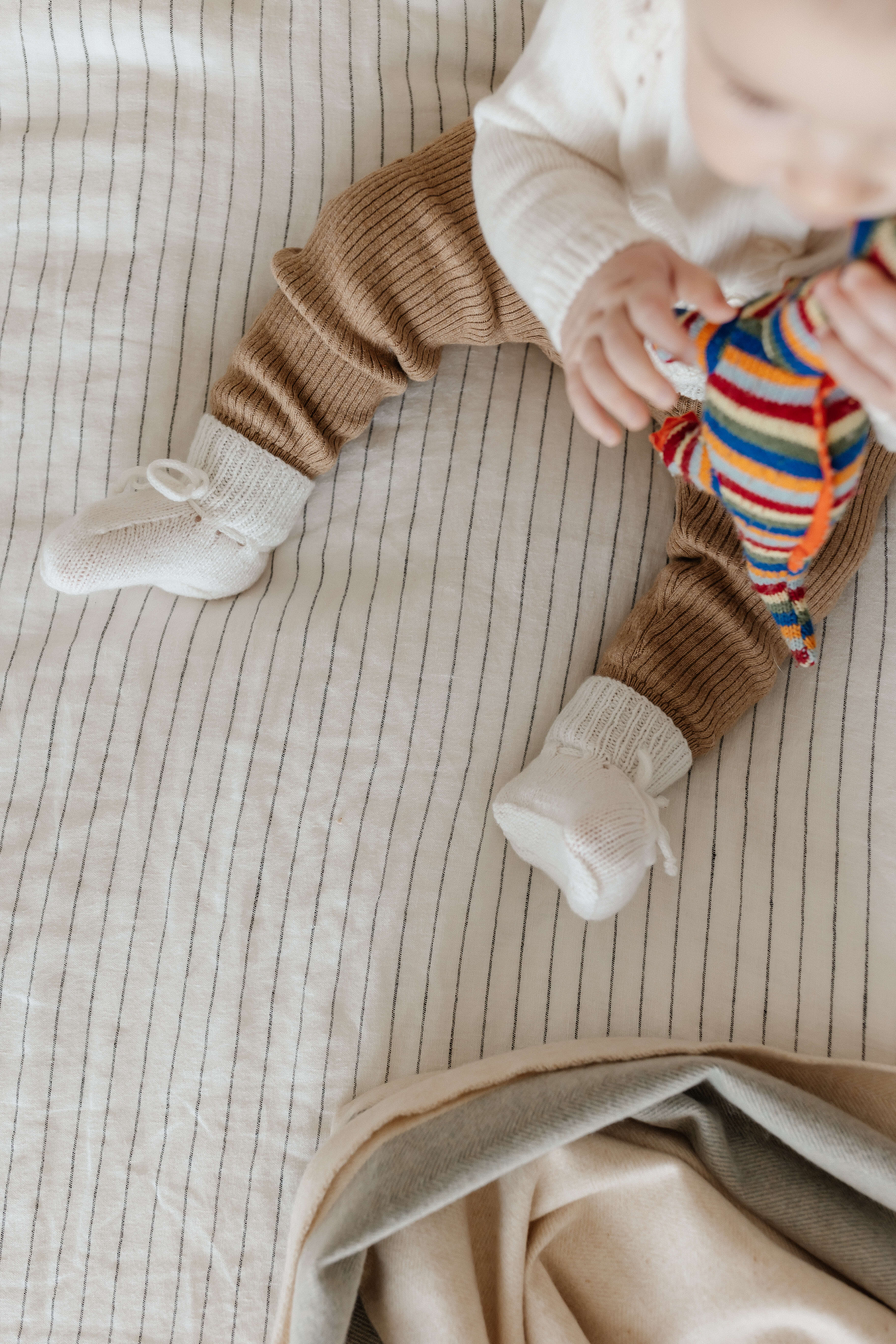 White Cashmere Baby Booties - Image 2