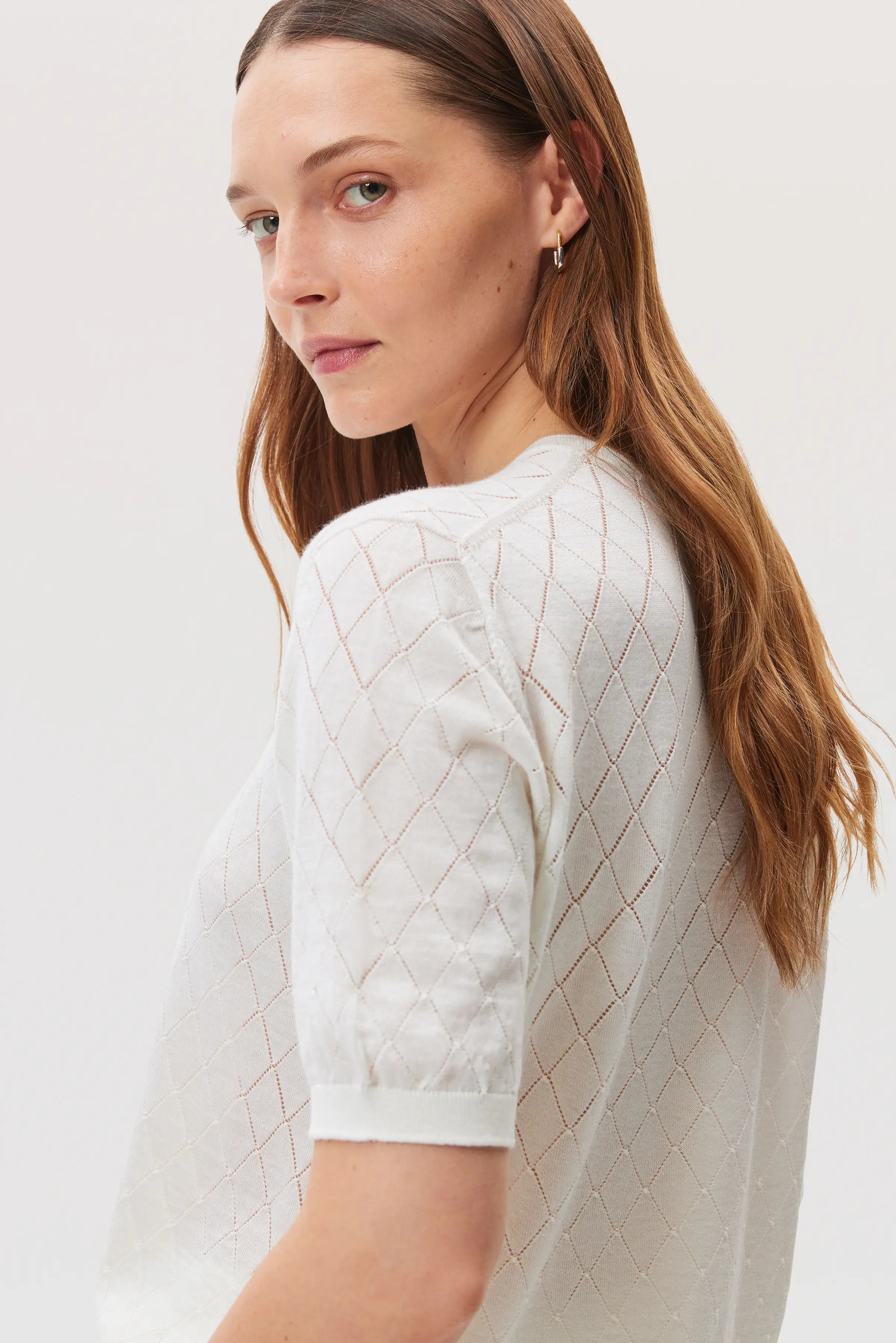 Superfine Merino Pointelle Argyle White T-Shirt - Image 3